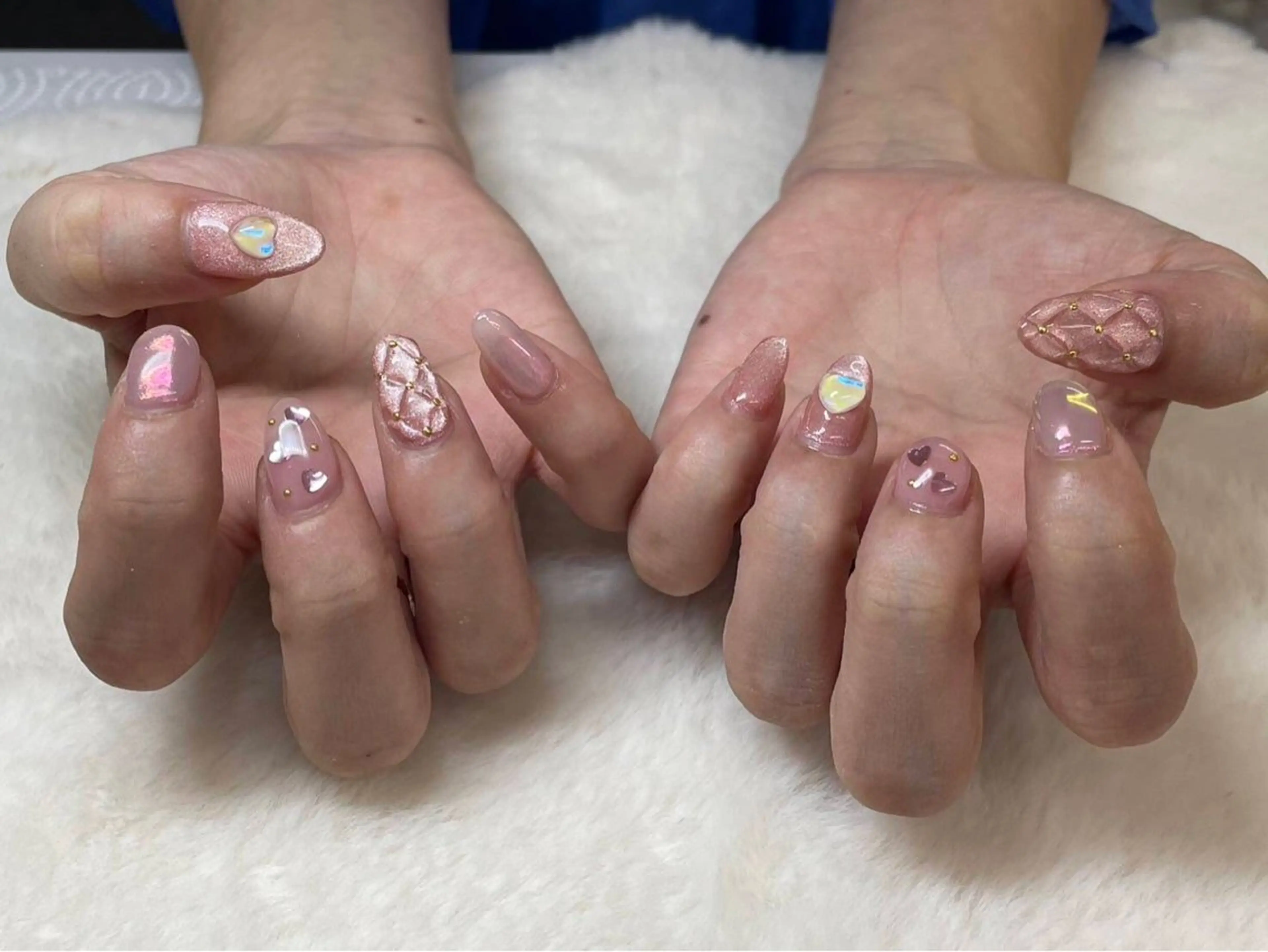 ネイル ガーリー マグネットネイル ミラーネイル Epokku ネイルサロンのネイルデザイン