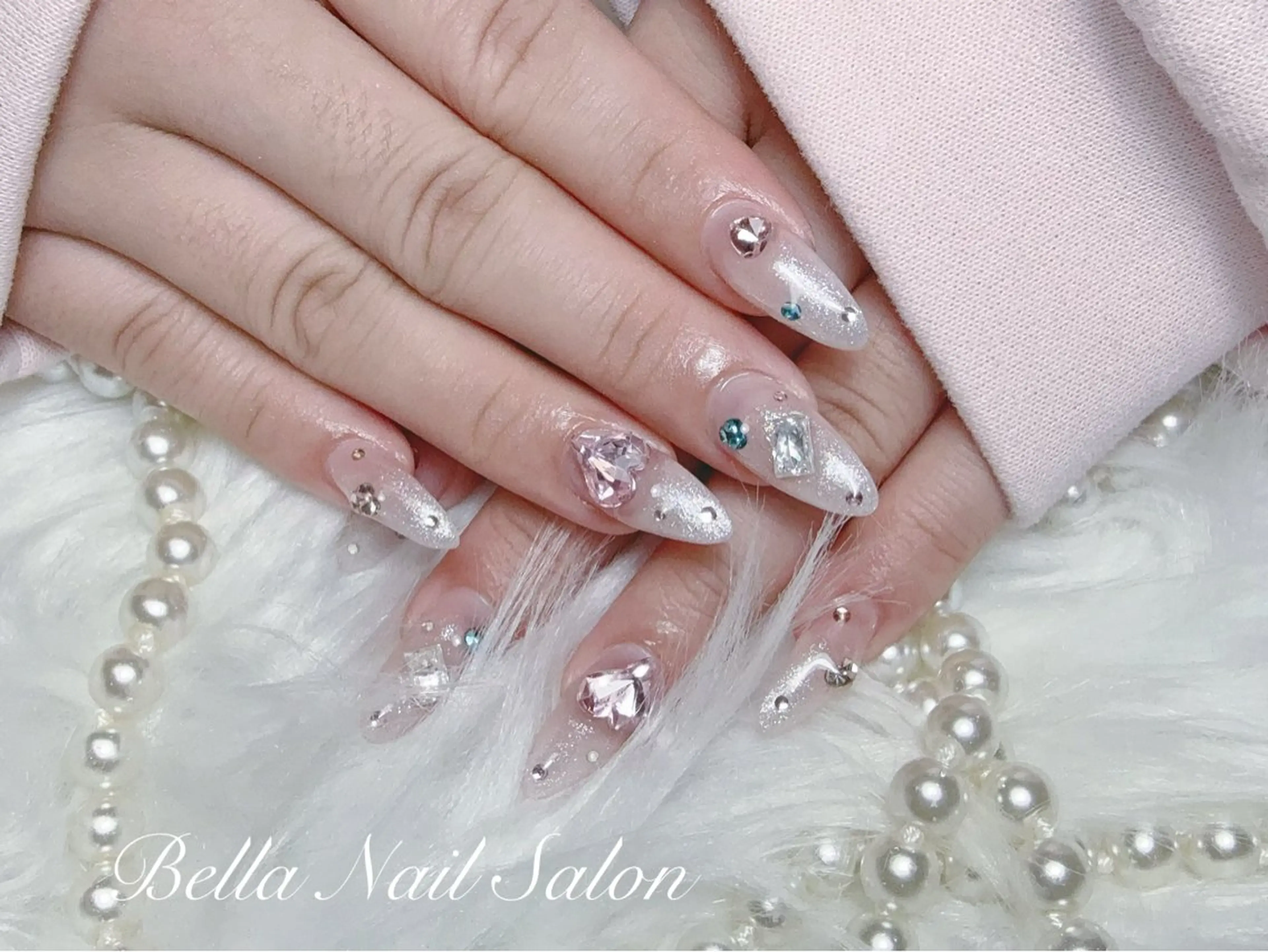 ネイル ハンドネイル Bella Nail Salonパラジェルのネイルデザイン