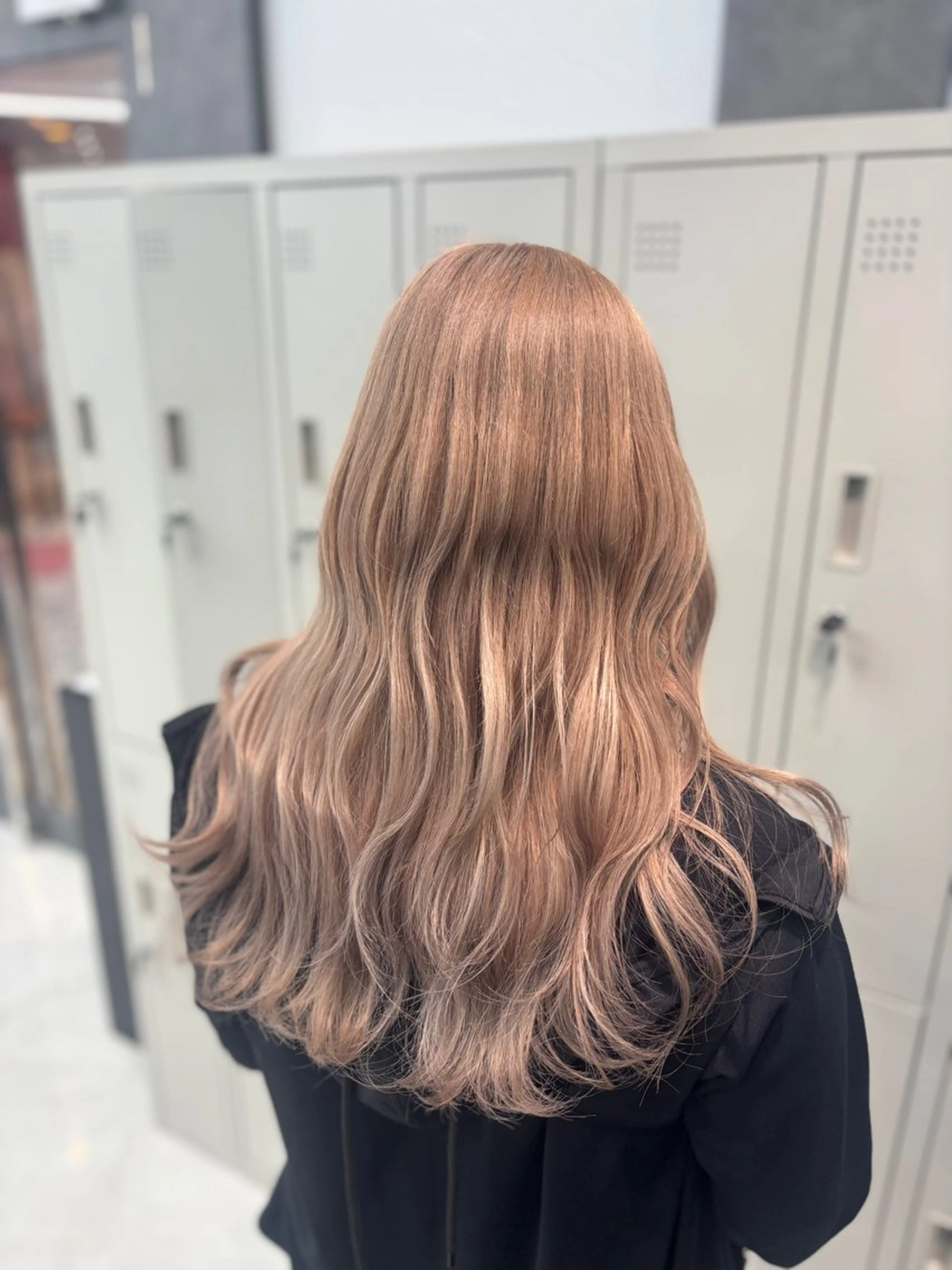 ロング カラー パーマ ミルクティー/ピンク カラー/ みう🎀のヘアスタイル