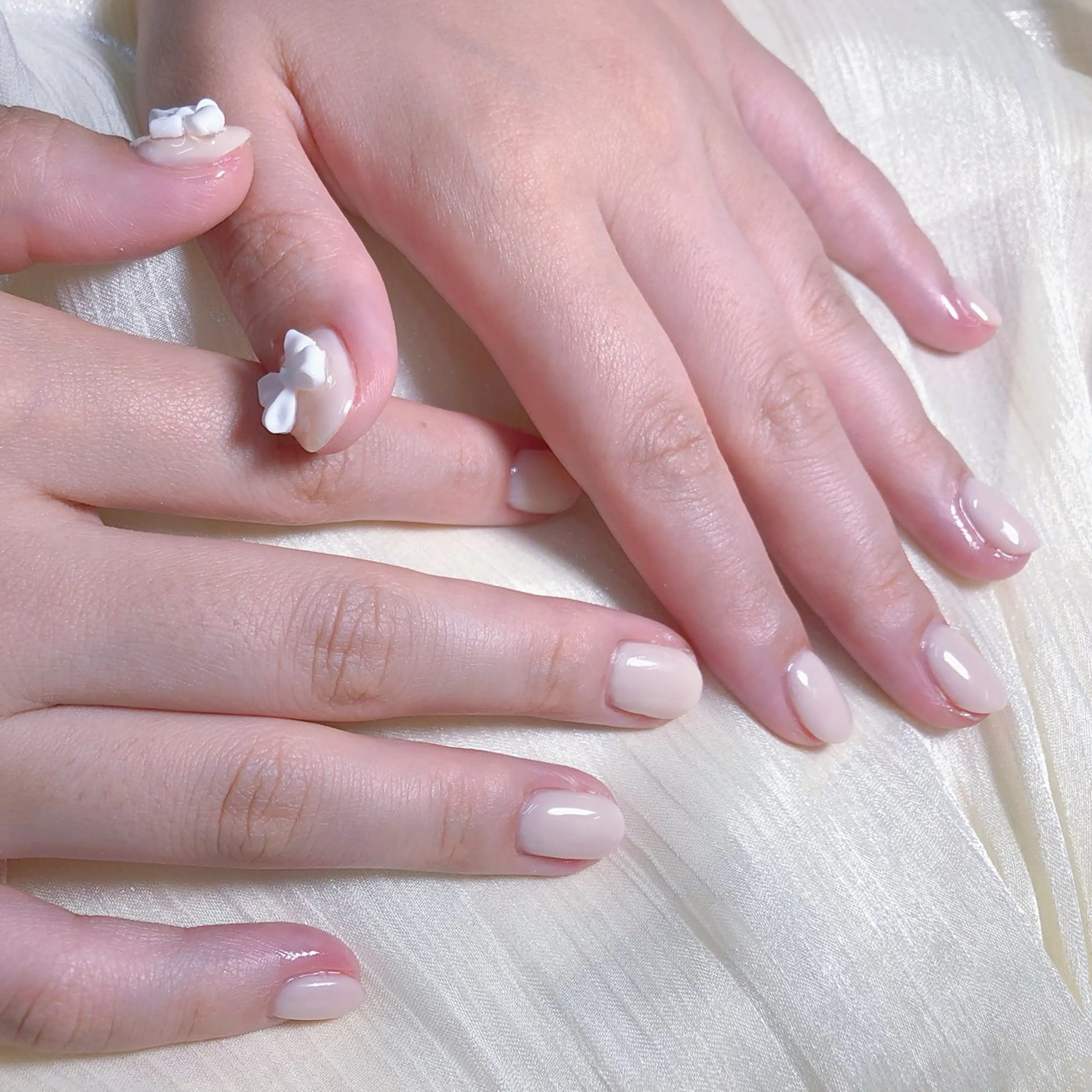 ネイル マグネットネイル オフィスネイル ワンカラーネイル ピンク シンプルネイル ハンドネイル Salon GEMのネイルデザイン