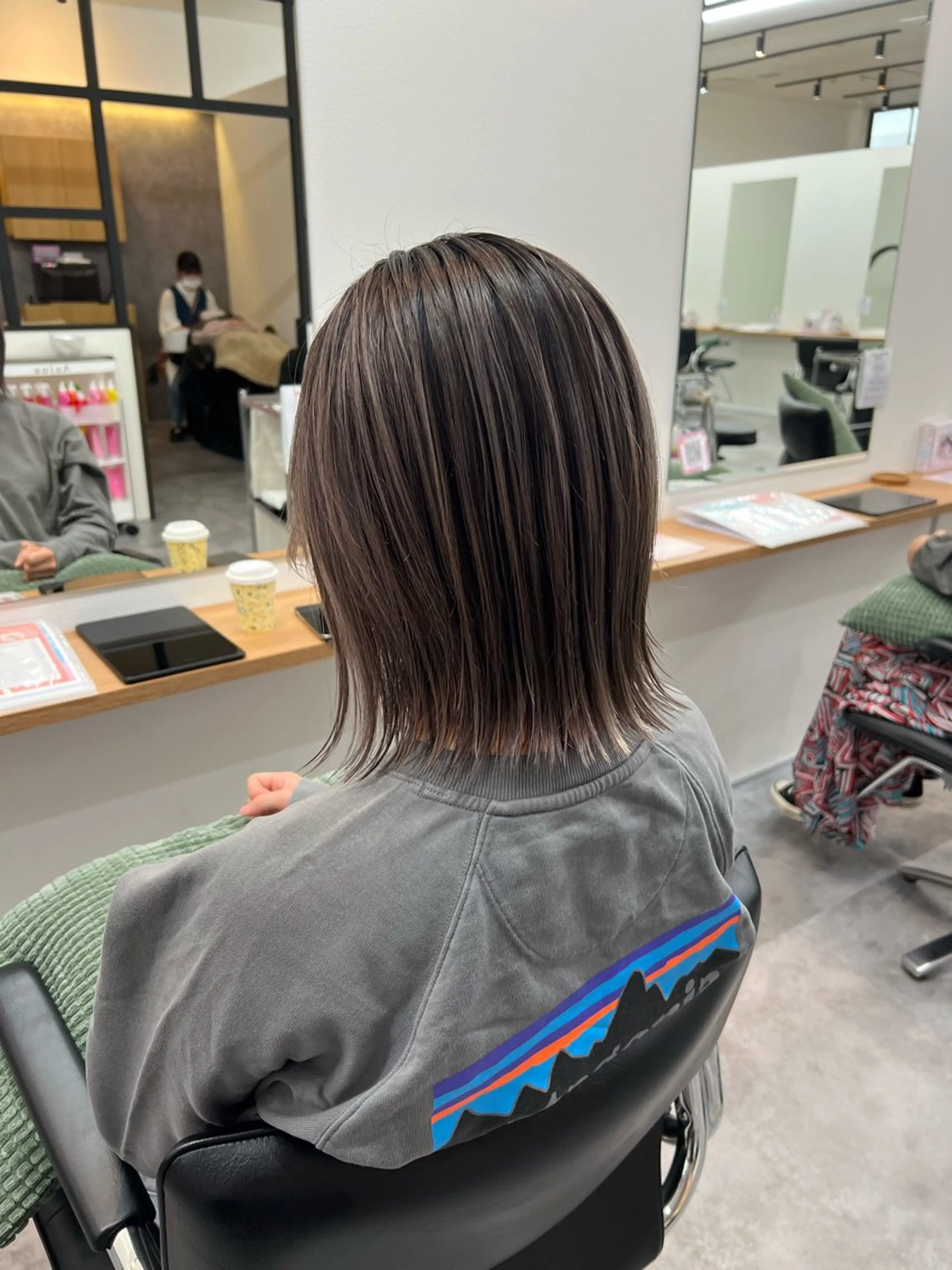 ミディアム カラー バレイヤージュ レイヤーカット ✨NOMAD印西✨ 黒川勇輝のヘアスタイル