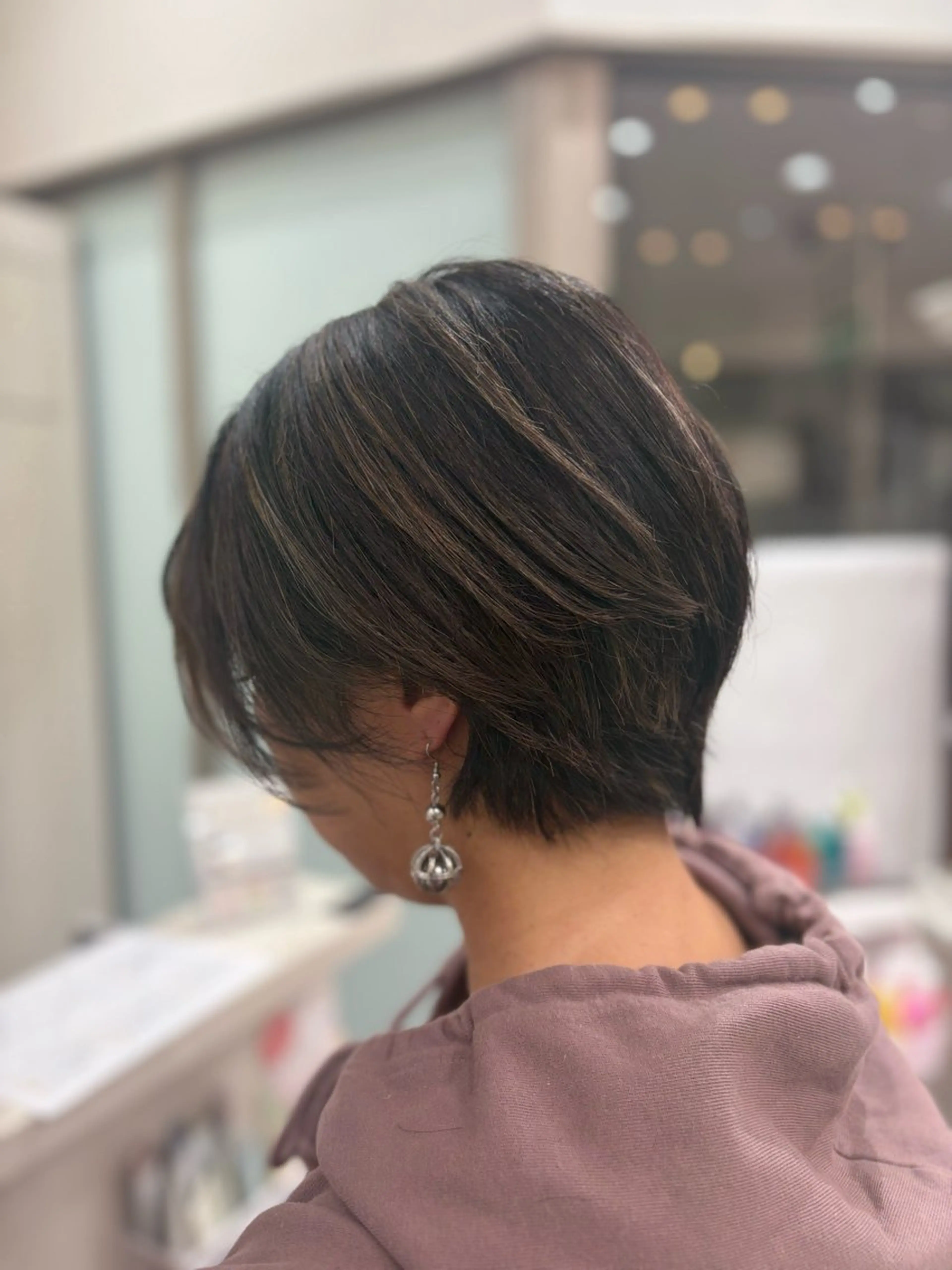 ショート カラー 秋山 拓未のヘアスタイル