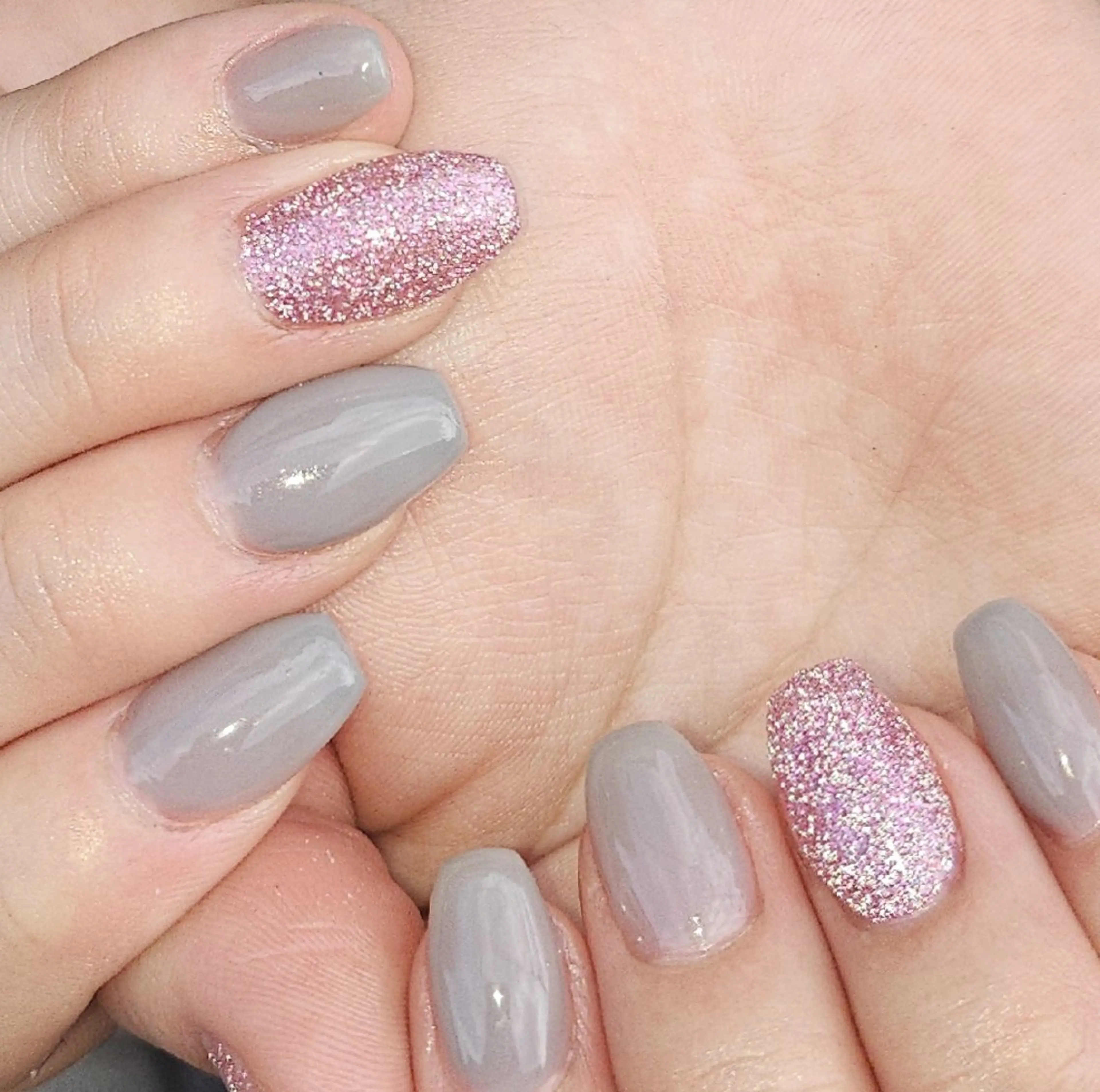 ネイル フラッシュネイル ガーリー ラメ(グリッター) ハンドネイル Noah'snail   のネイルデザイン