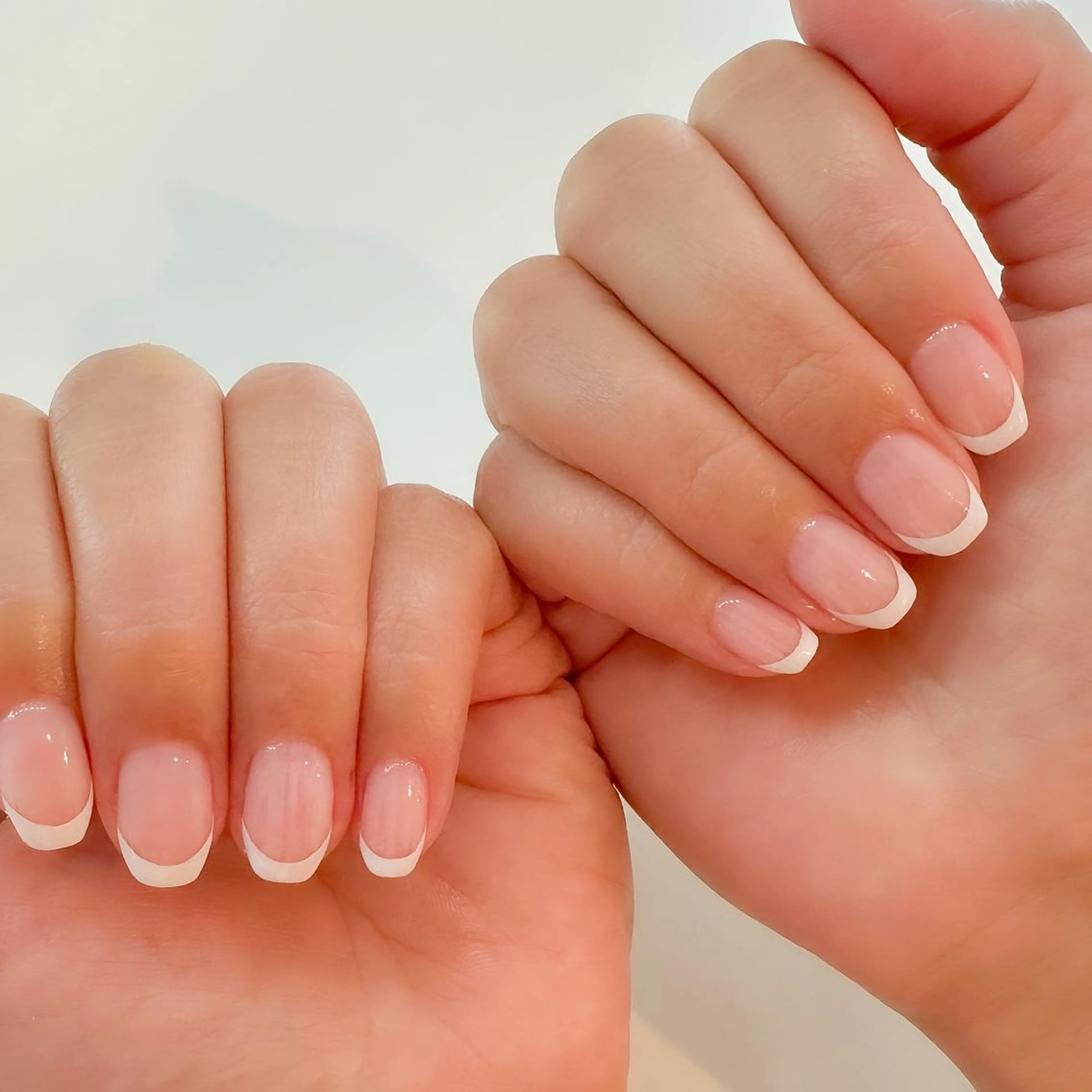 ネイル フレンチネイル ホワイト mew mew kotomiのネイルデザイン