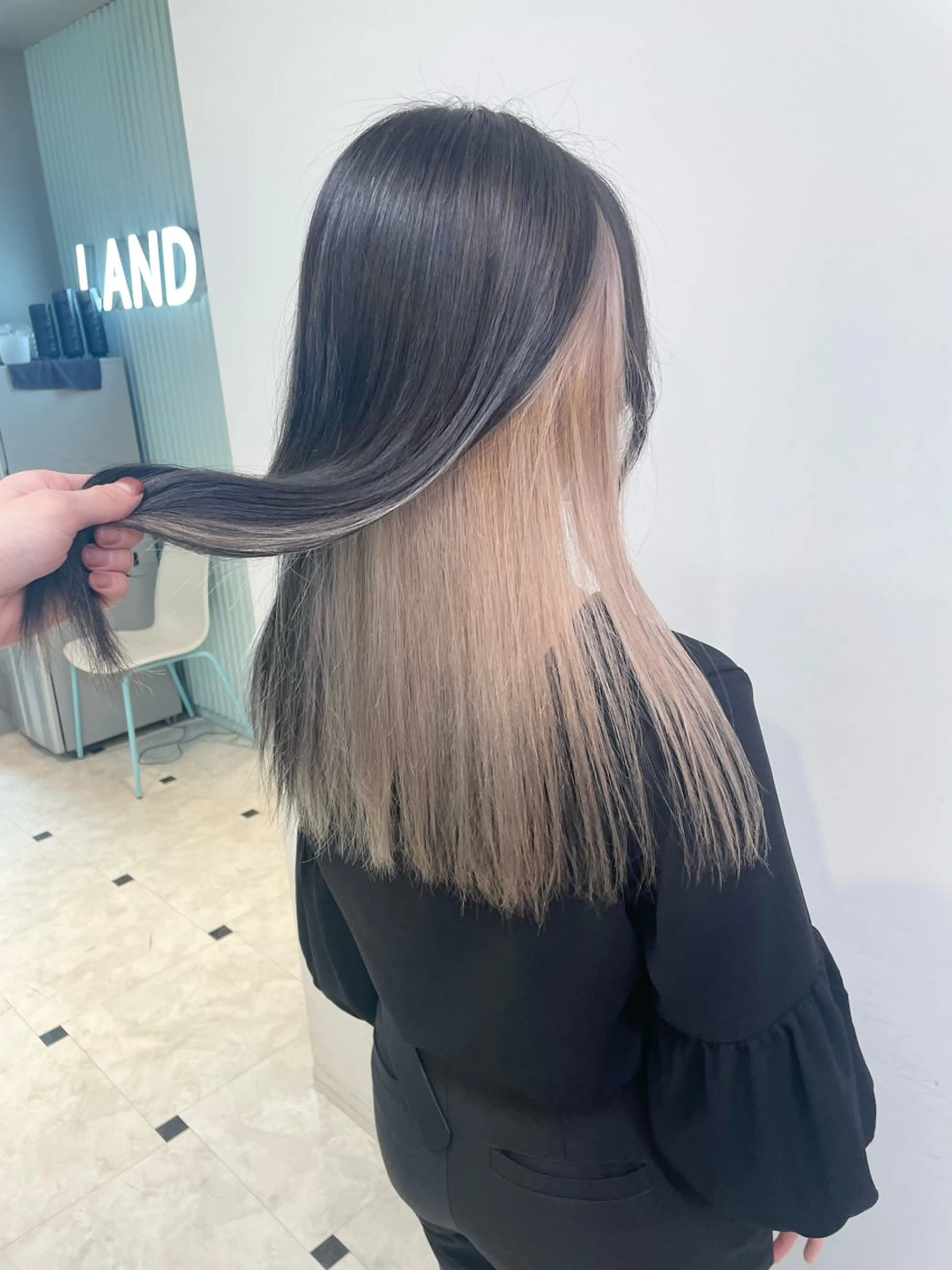 セミロング ケアブリーチ🌟 ♢WATARU♢のヘアスタイル