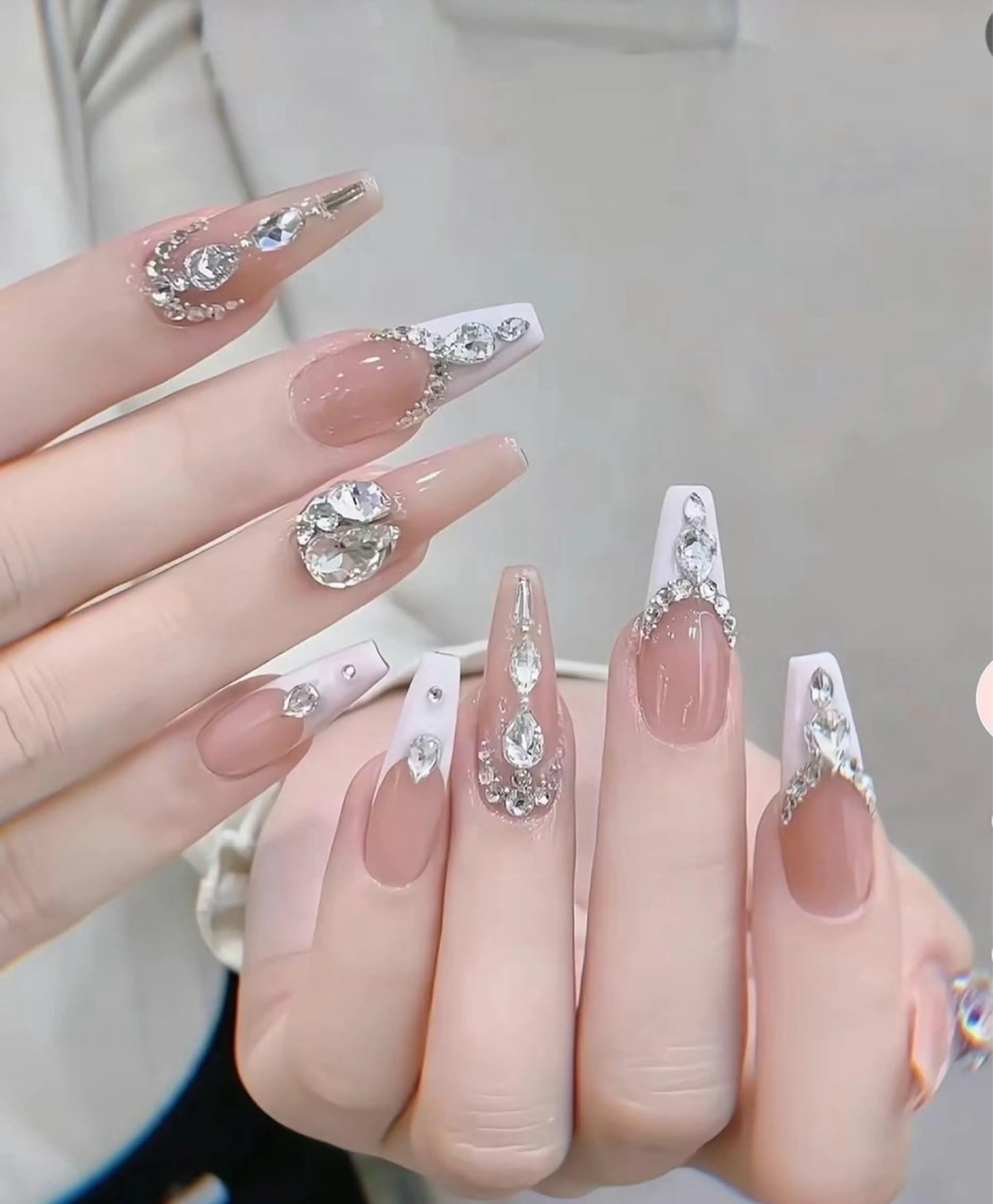 ネイル ハンドネイル ハンドケア Panda chan Novaのネイルデザイン