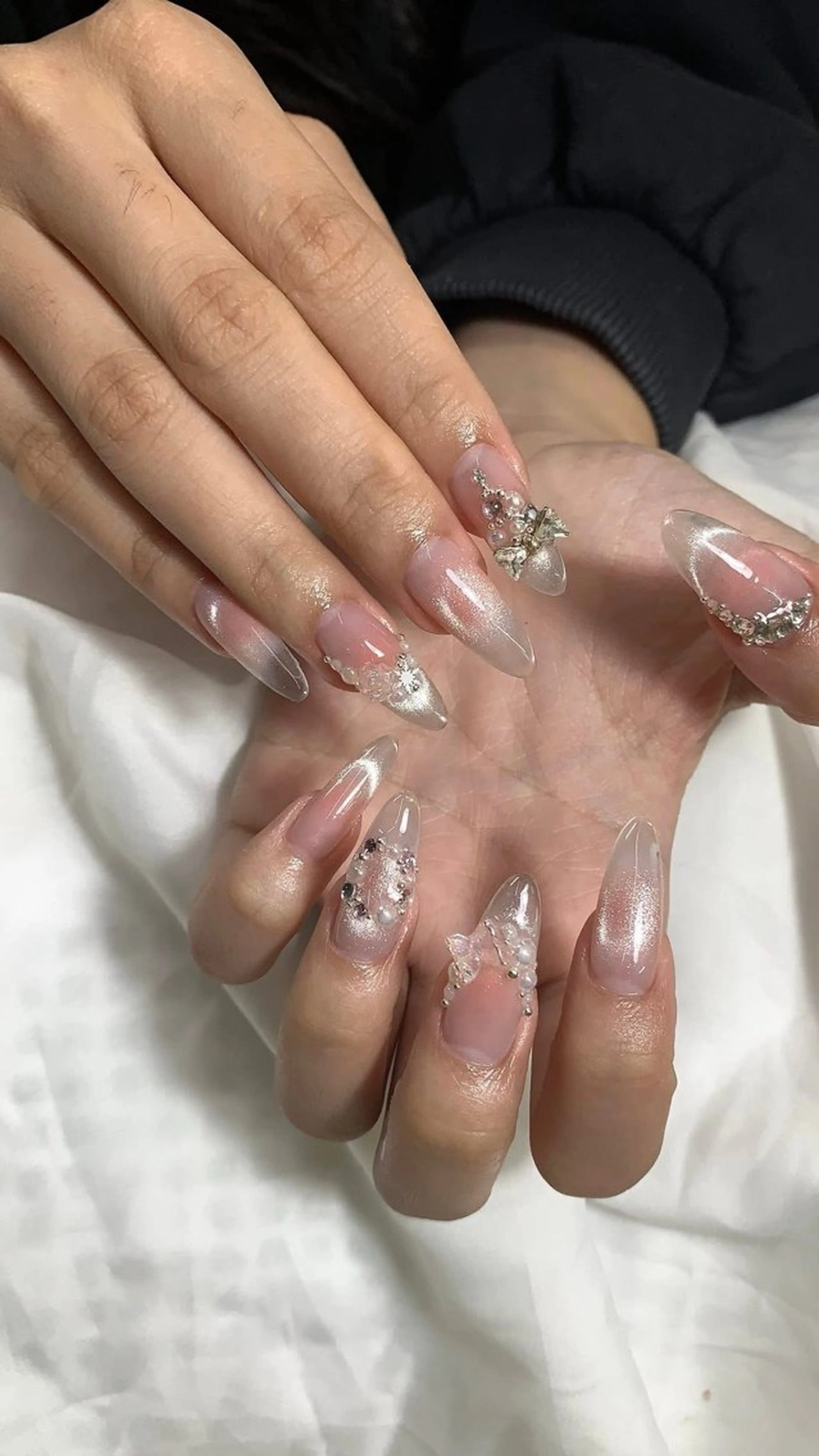 ネイル 長さ出し フレンチネイル ジェルネイル ガラスフレンチ 韓国ネイル ハンドネイル Minette nailHuongのネイルデザイン