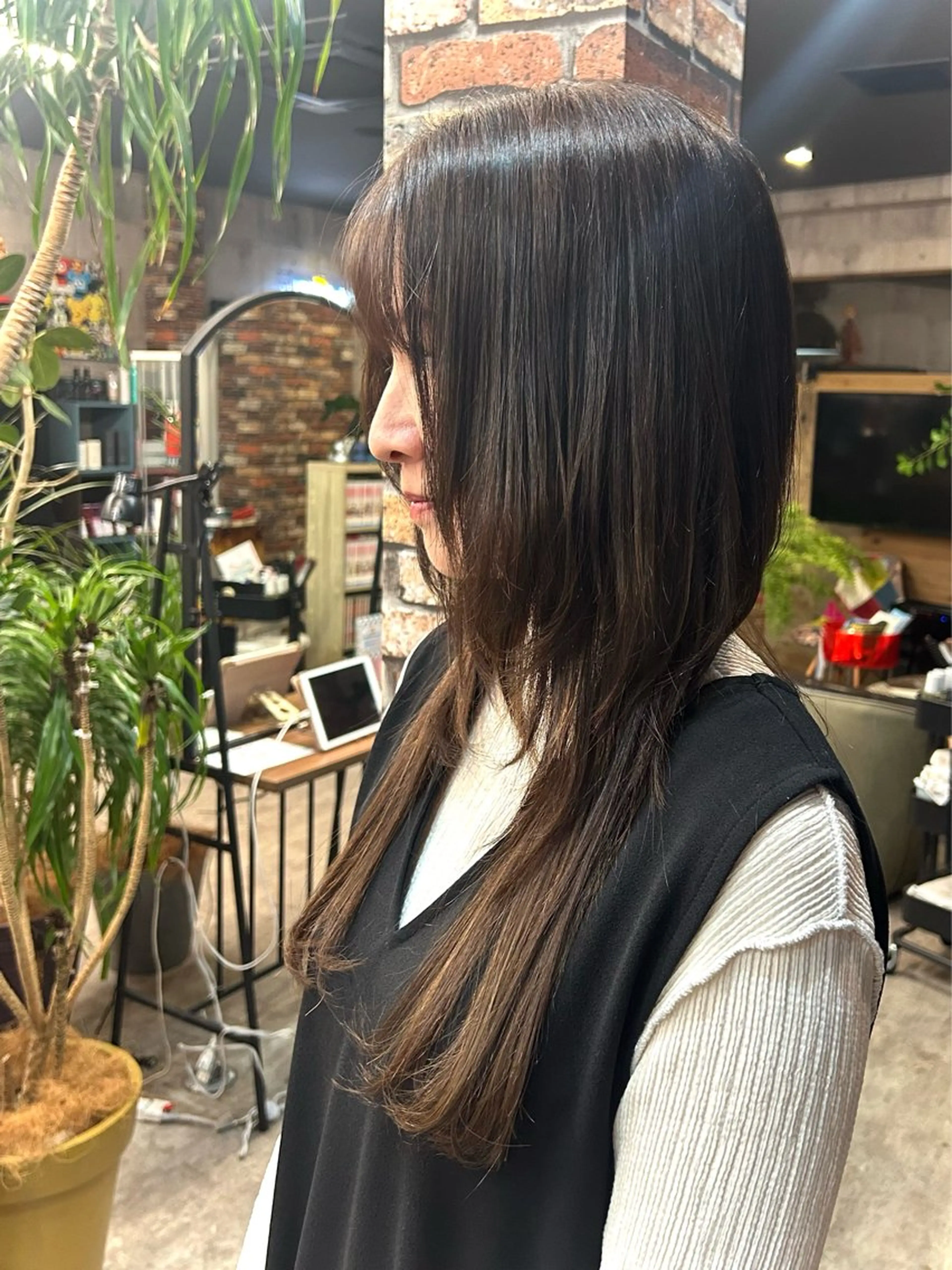 ロング 松田 沙織のヘアスタイル