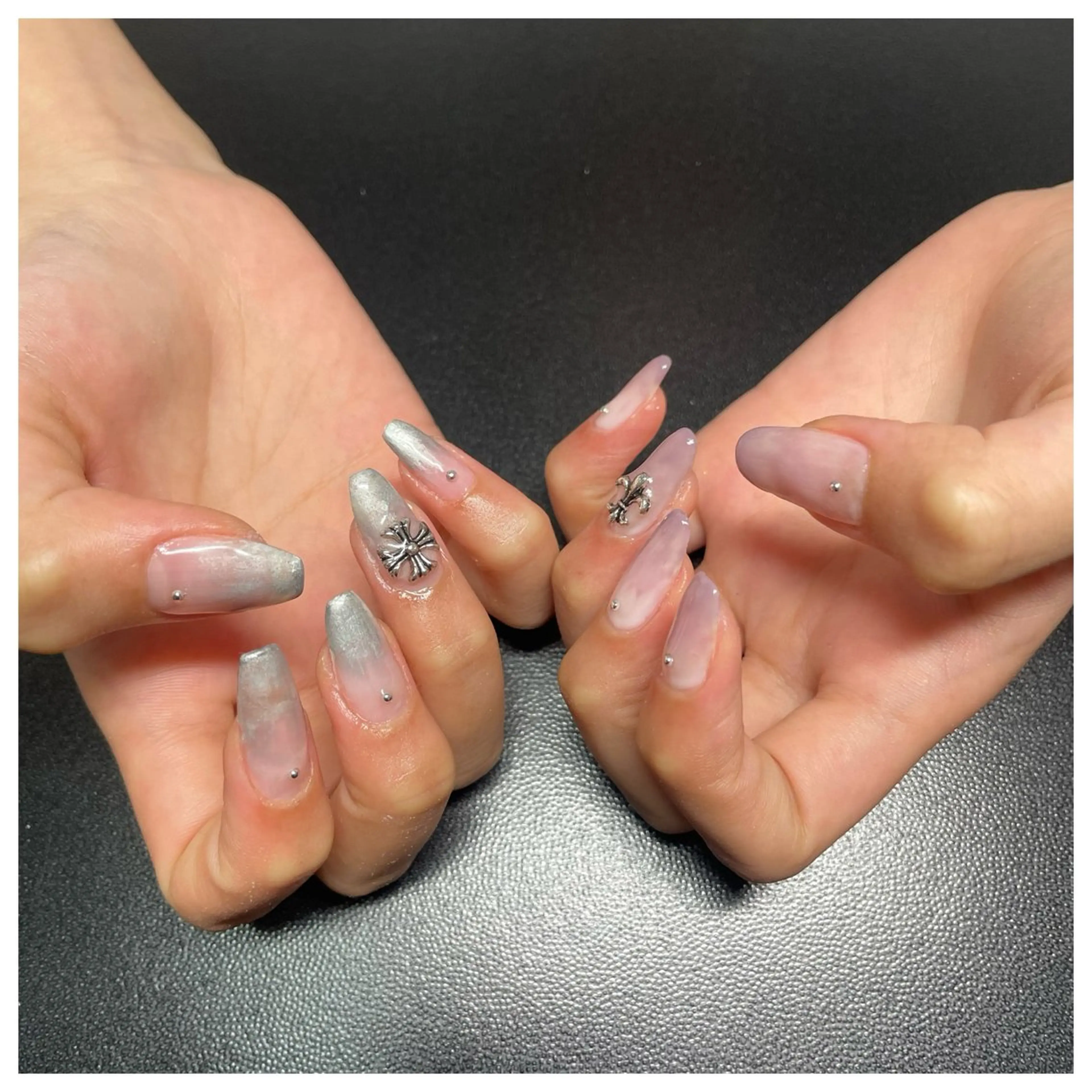 ネイル グラデーション 持ち込み ハンドネイル 永田 岬のネイルデザイン