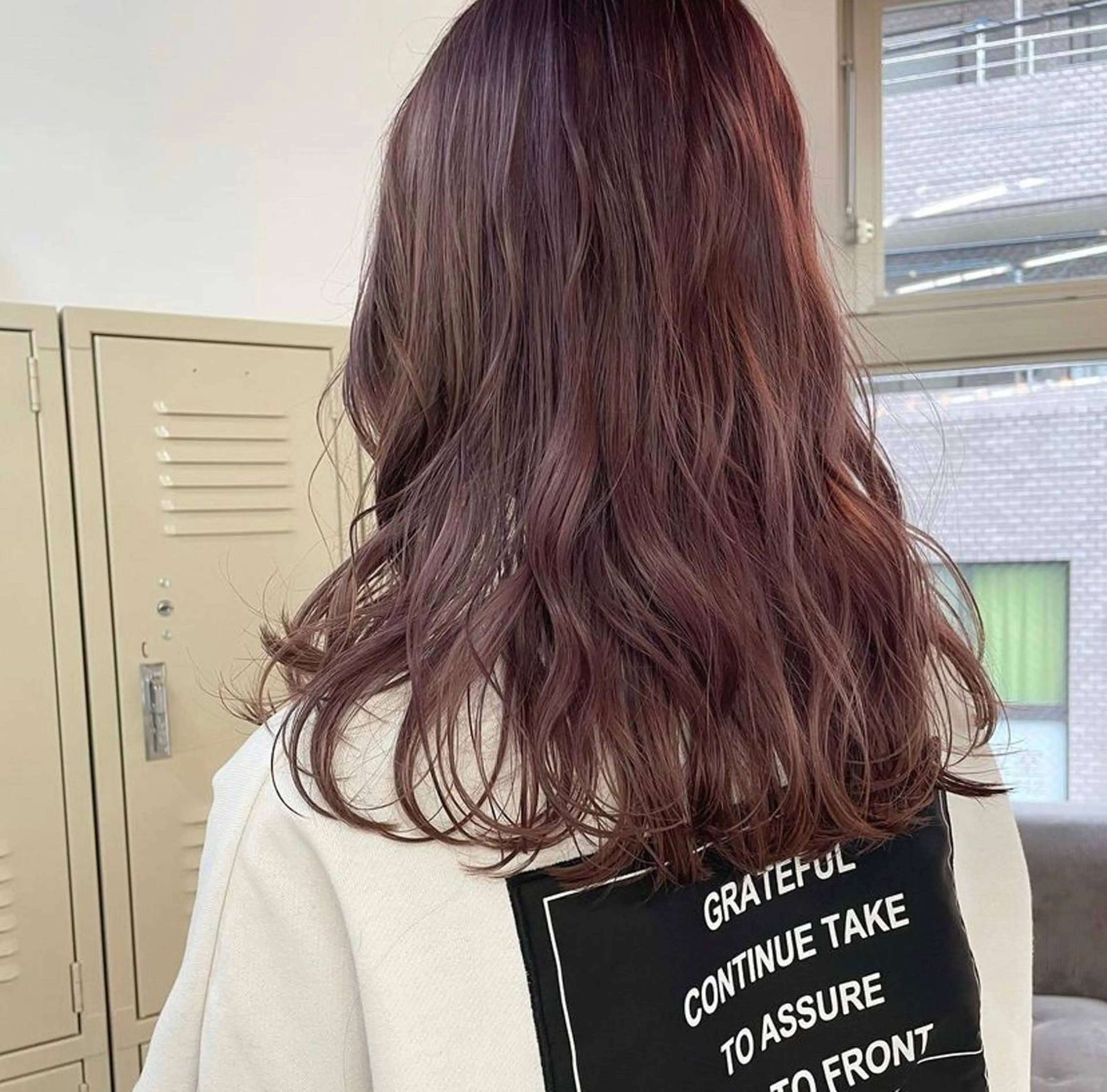 セミロング ヘアカラー 梅原 大和のヘアスタイル