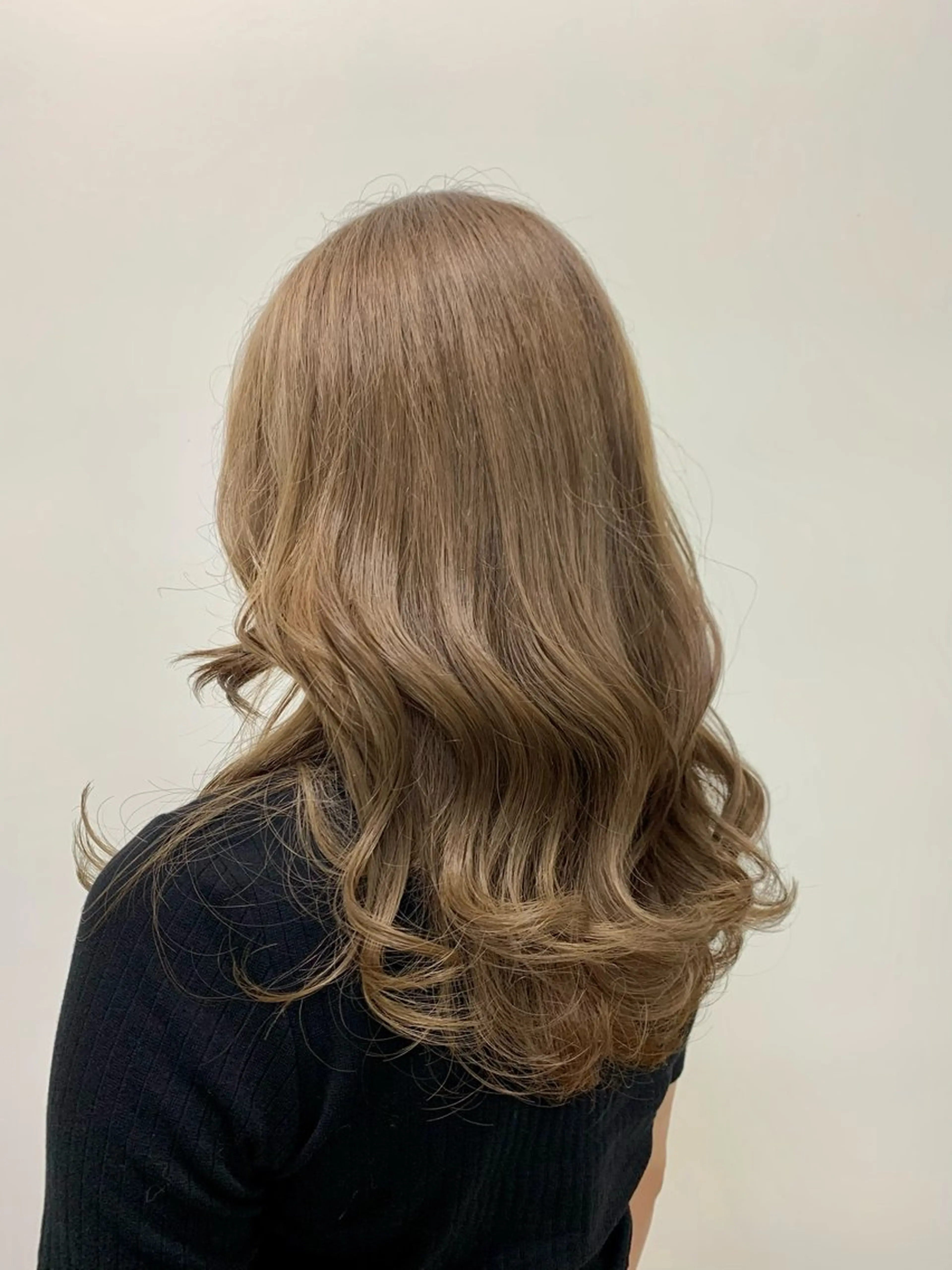 ロング カラー 新宿/小顔レイヤー/ 顔まわり/西慶太朗のヘアスタイル