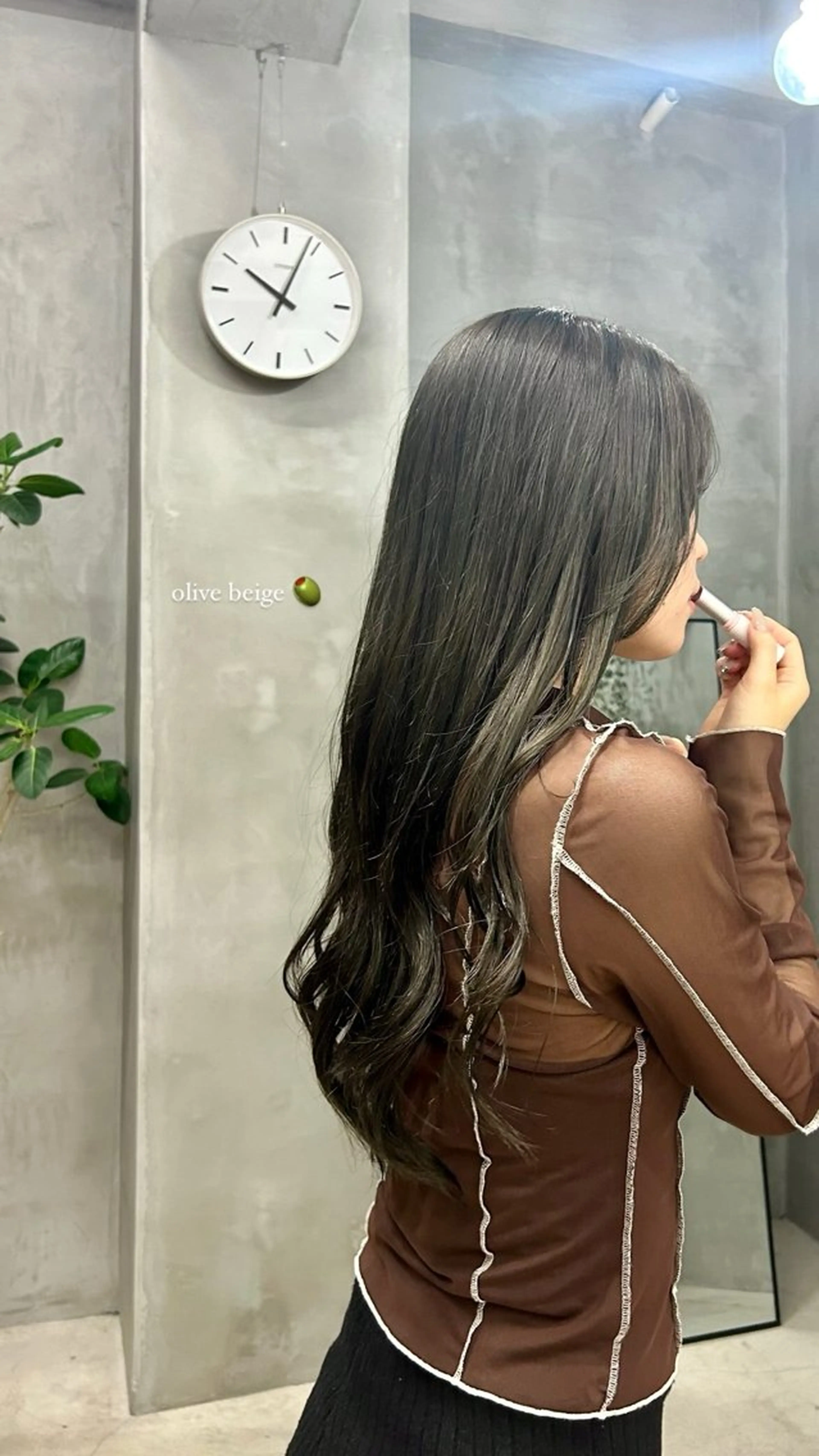 カラー taoka ayaのヘアスタイル