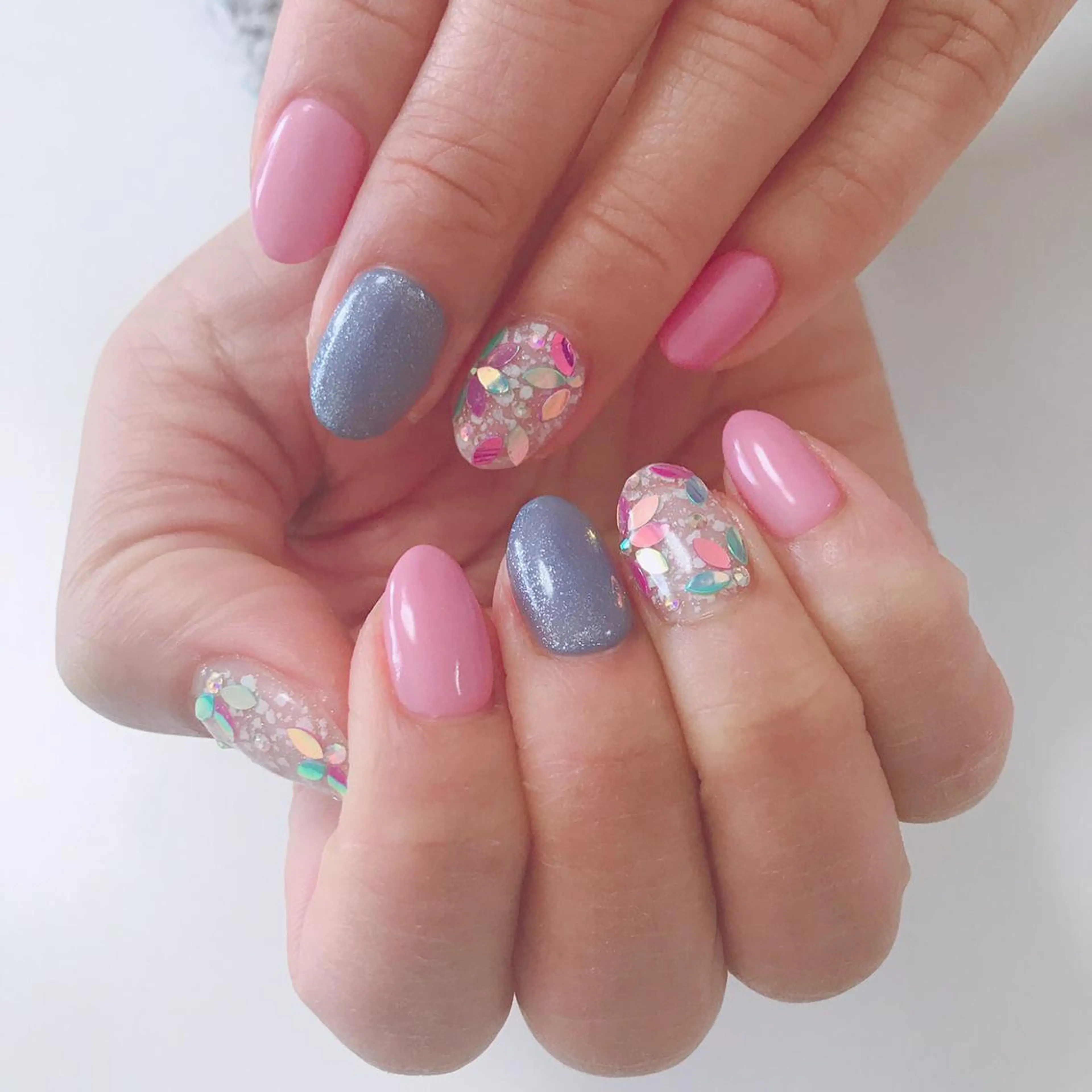 ネイル アートネイル 長さ出し フットネイル グリーン ニュアンスネイル Lily Roseスタッフ一同のマツエク・マツパデザイン