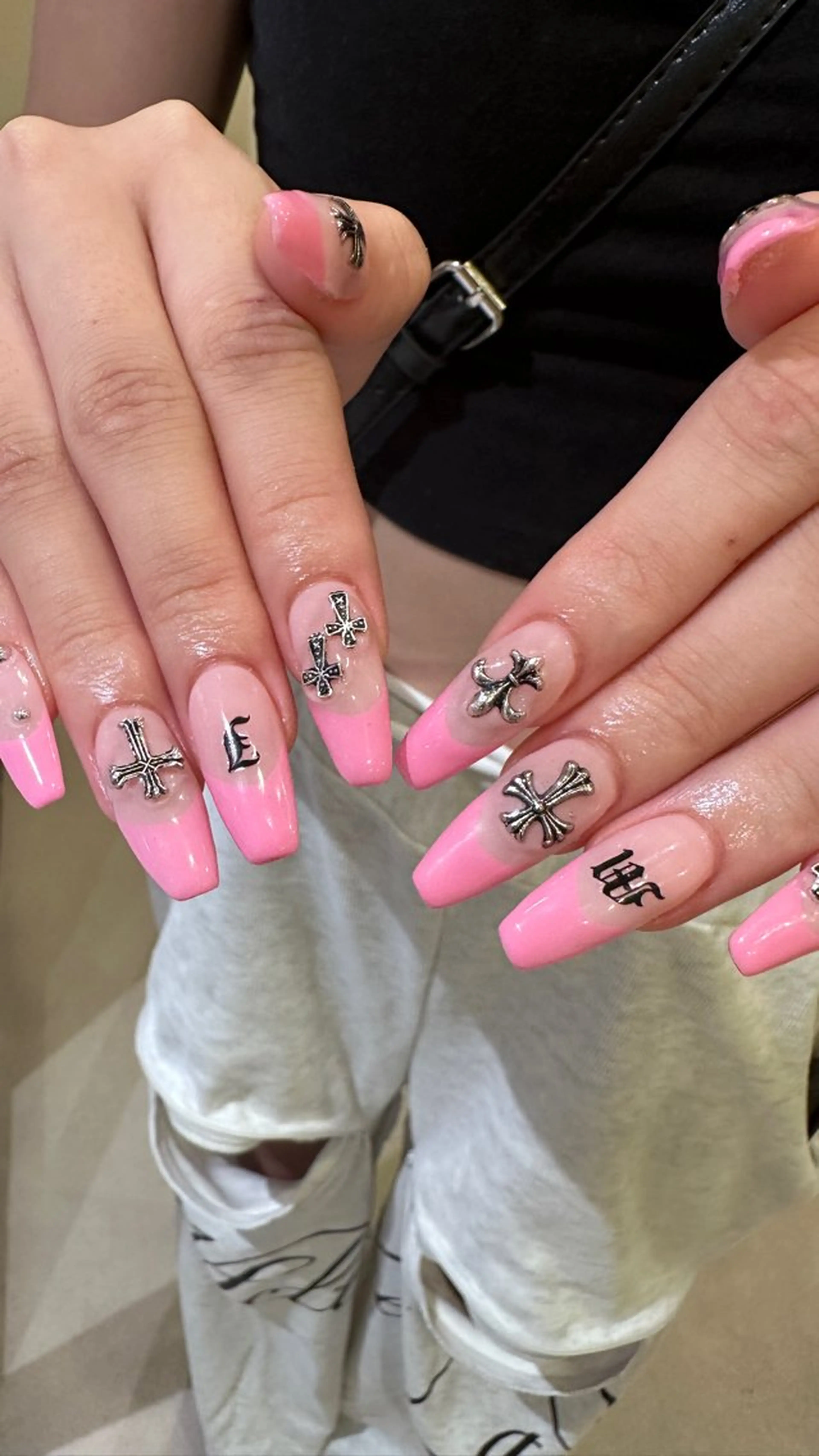 ネイル ハンドネイル 👽個性派ネイル🎀 komachiのヘアスタイル