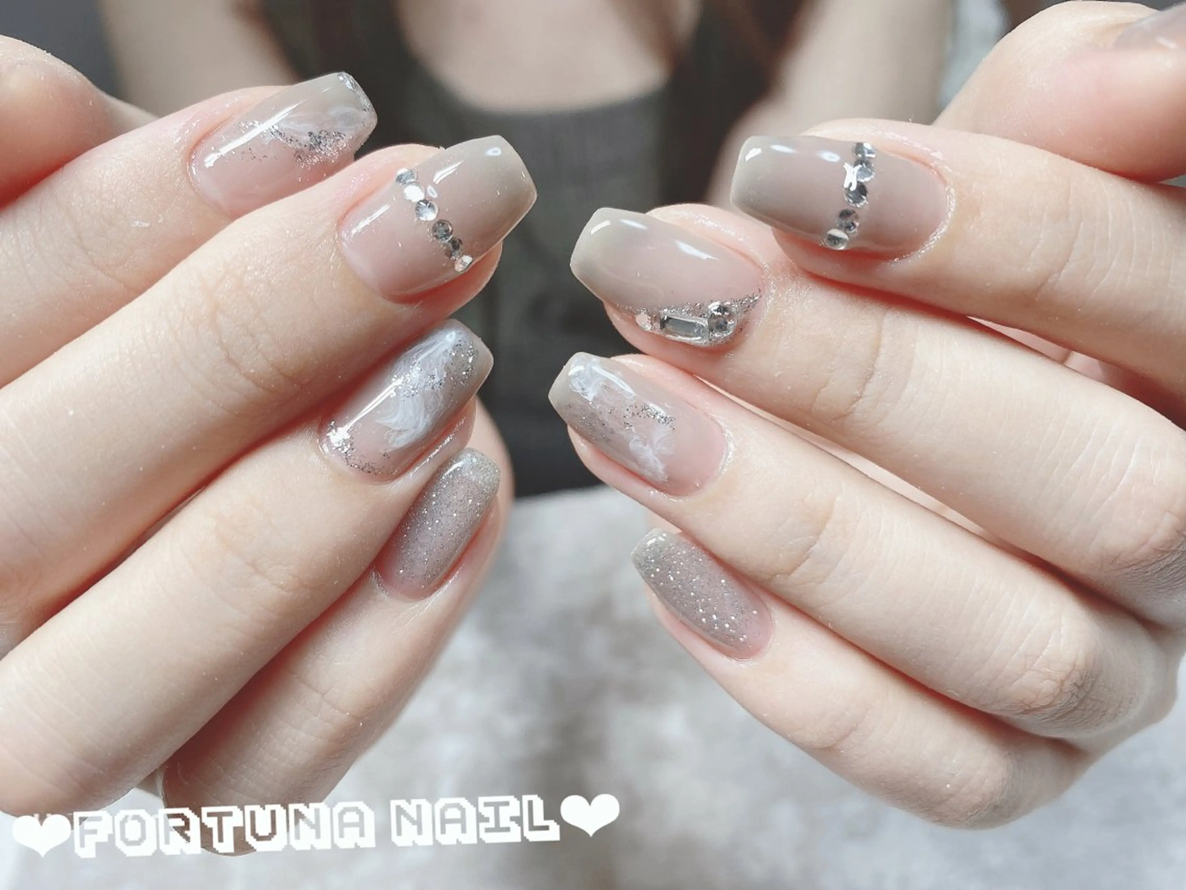 ネイル ハンドネイル ハンドケア Nail •Head スパFortunaのネイルデザイン