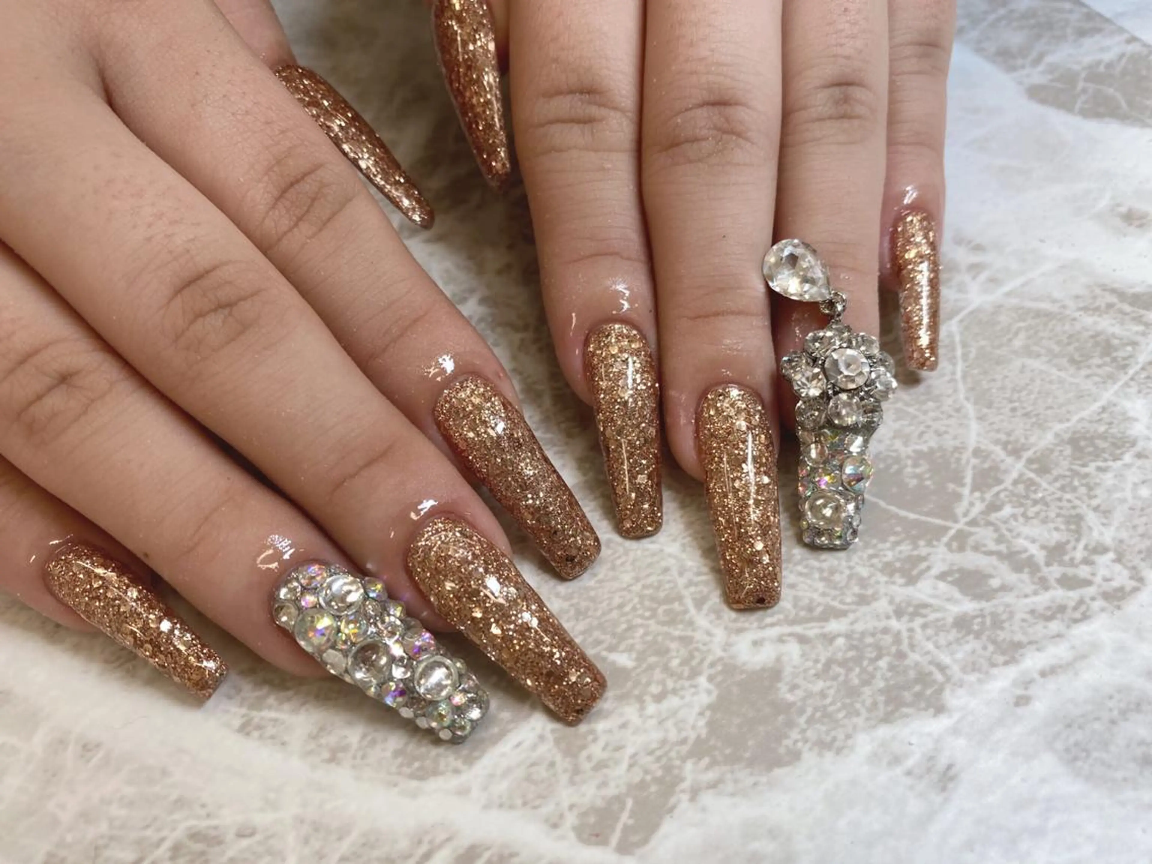 ネイル ハンドネイル salon  Lilou所属・salon Lilouのネイルデザイン