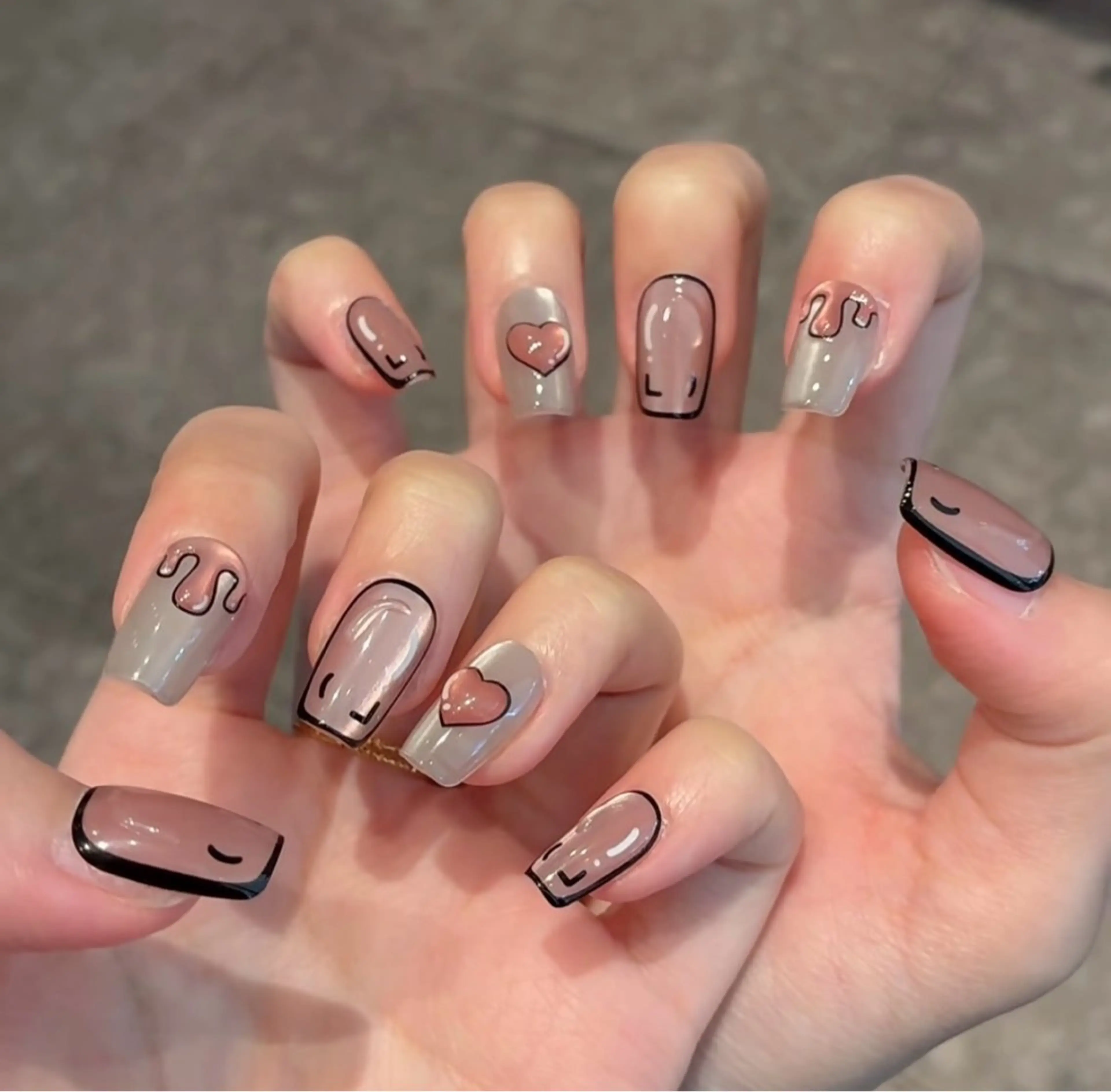 ネイル マグネットネイル ハンドネイル Maylie Nail所属・キイ サロンのネイルデザイン