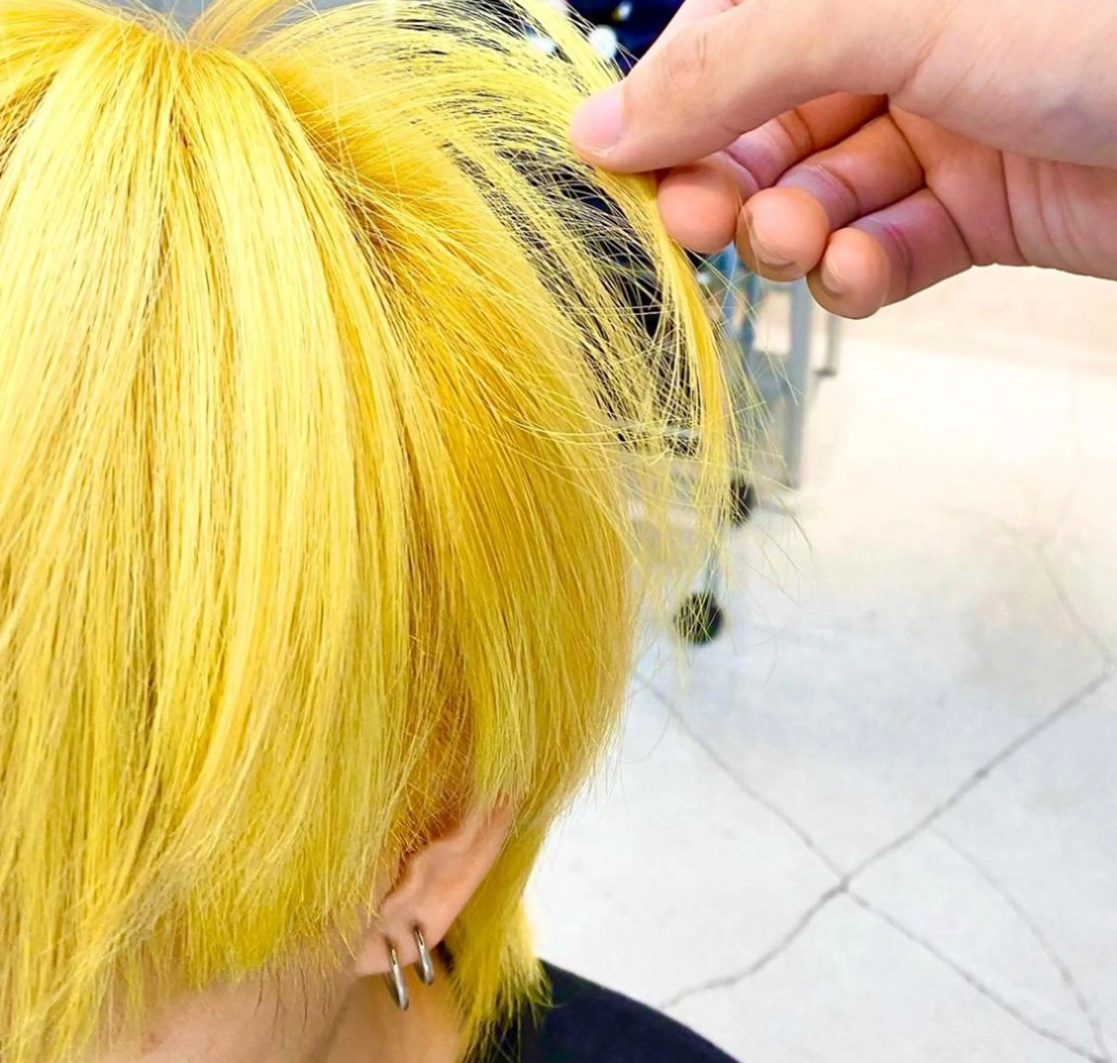 ショート カラー メンズ メンズブリーチ メンズハイトーン メンズインナーカラー ブリーチ 透明感カラー カット ヘアカラー 普通の美容室じゃない ‼️/若林のヘアスタイル