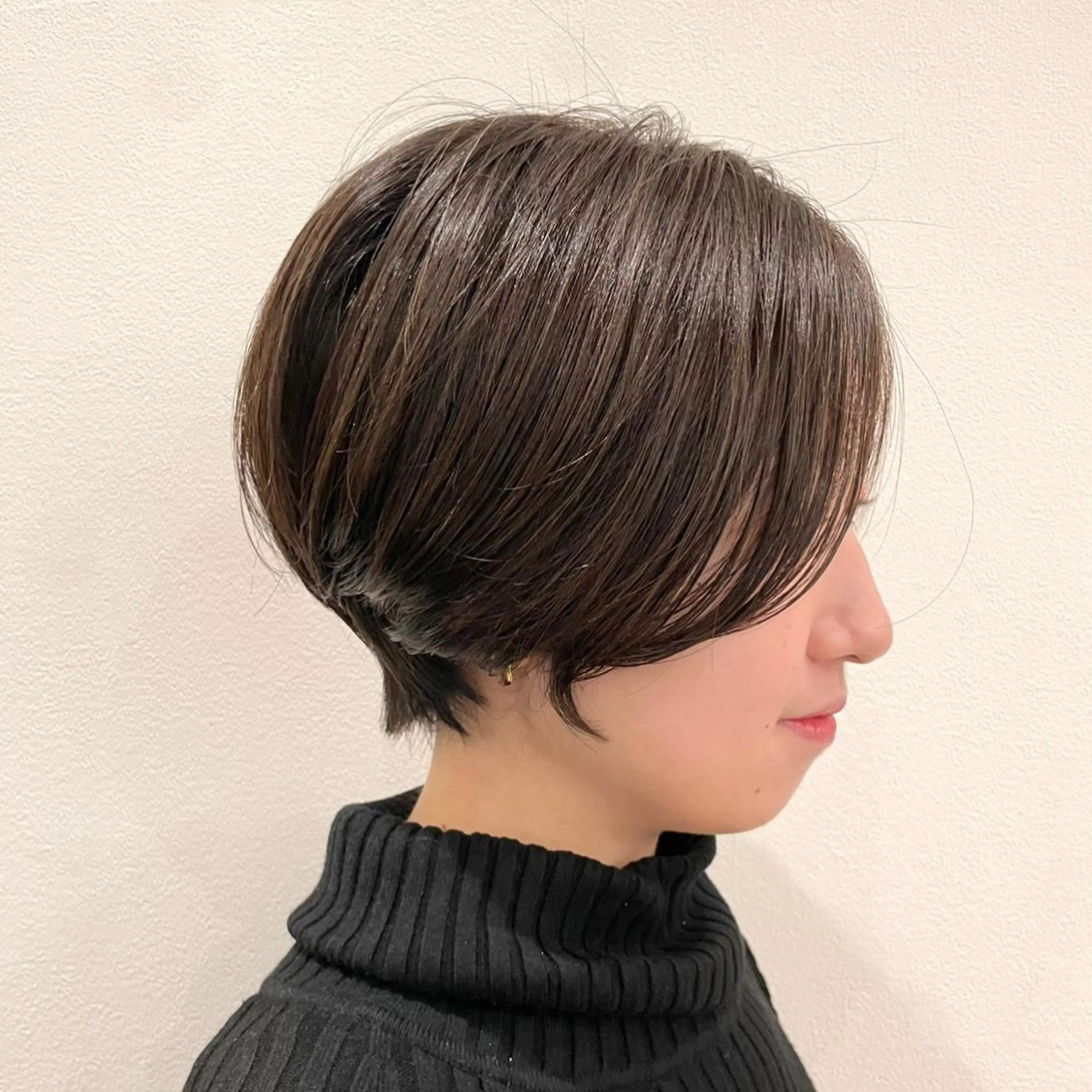ショート 小顔カット GO TODAY シェアサロン 原宿Verno店所属・ブリーチ/髪質改善/ ボブ特化/よしきのヘアスタイル