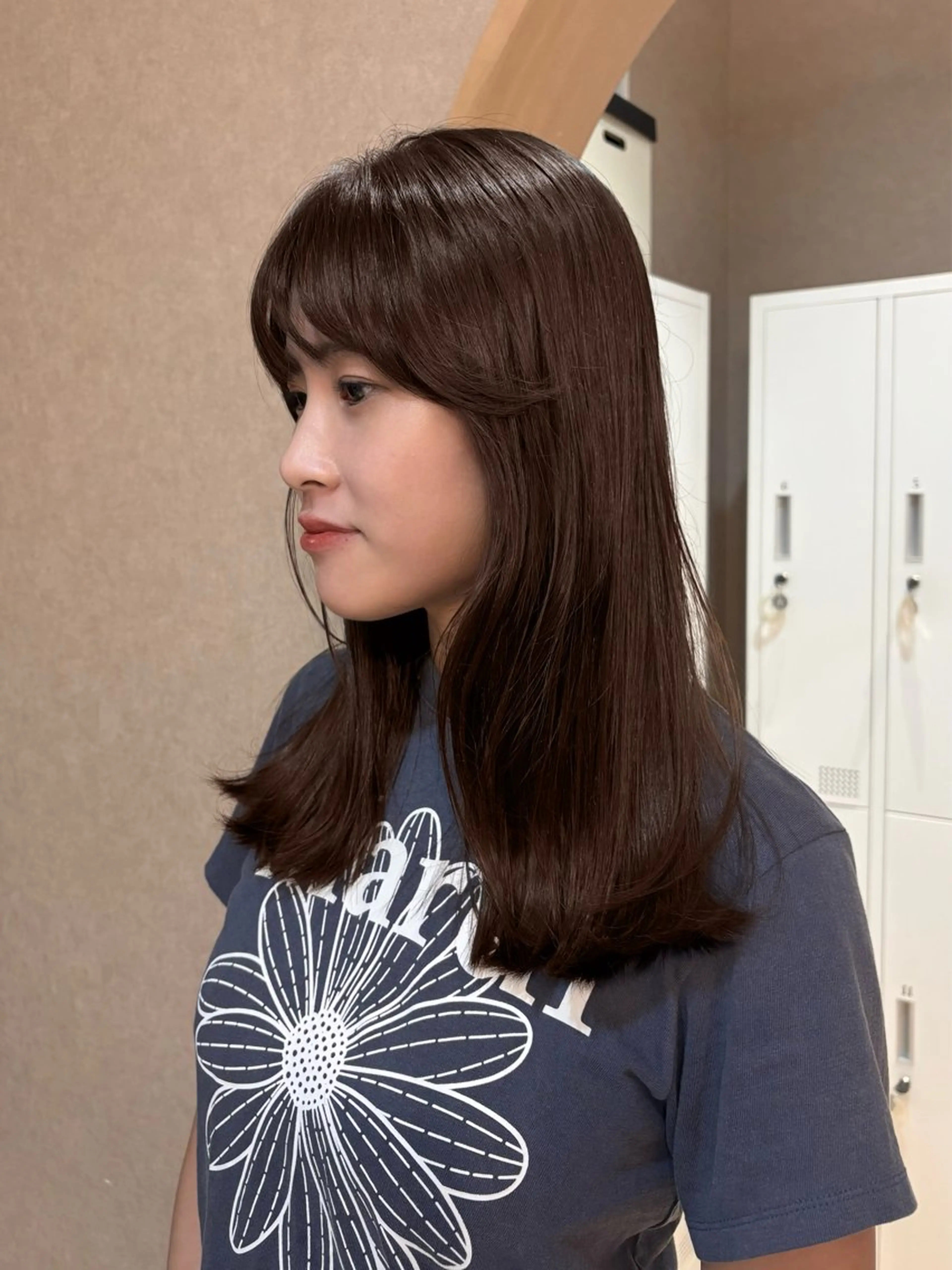 ミディアム カット ヘアカラー トリートメント 似合わせ/透明感 /レイヤー/りほ🤍のヘアスタイル