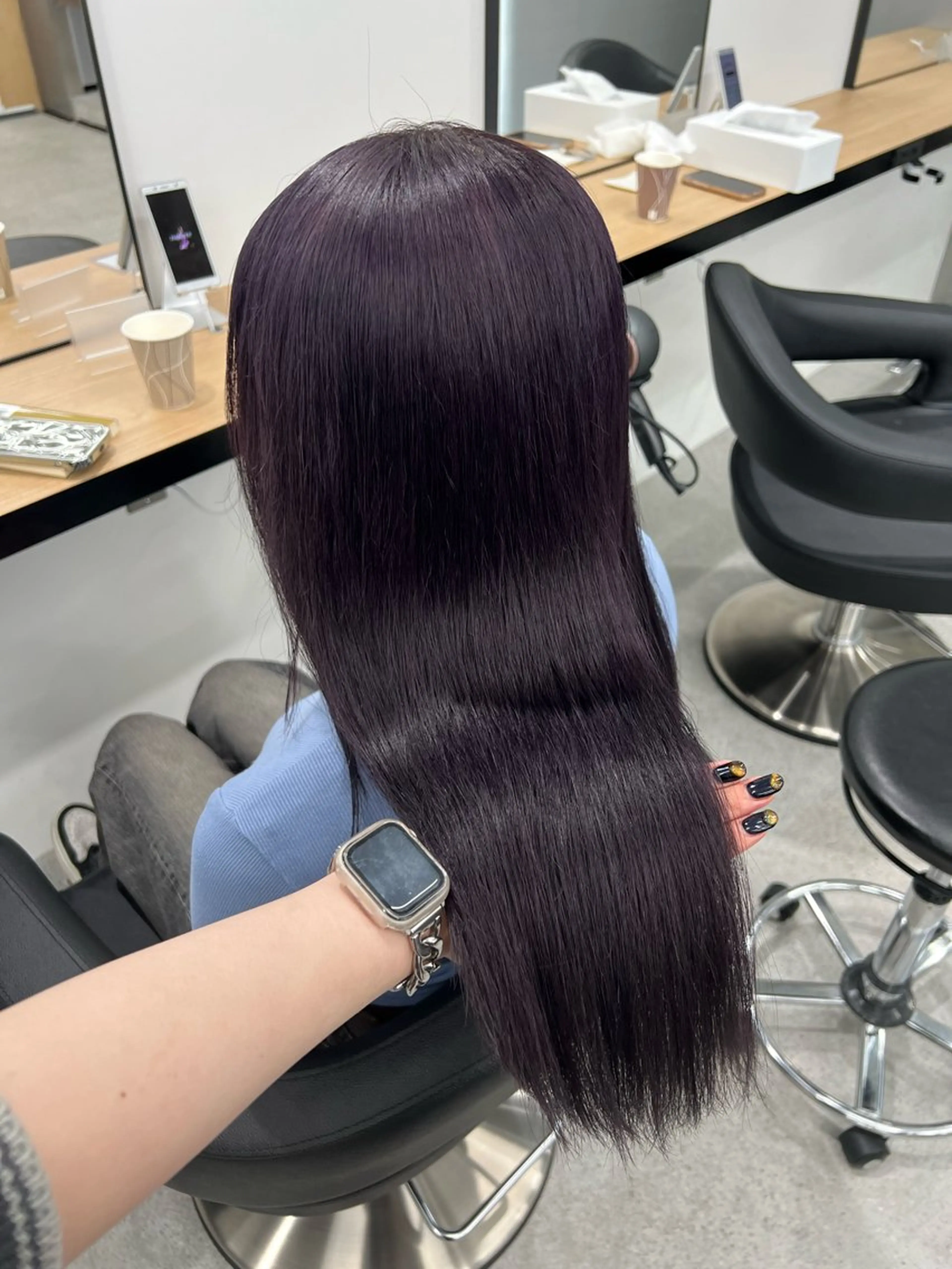 ロング カラー 暗髪🩶ラベンダー/ ブルー/ユウナ🤍のヘアスタイル