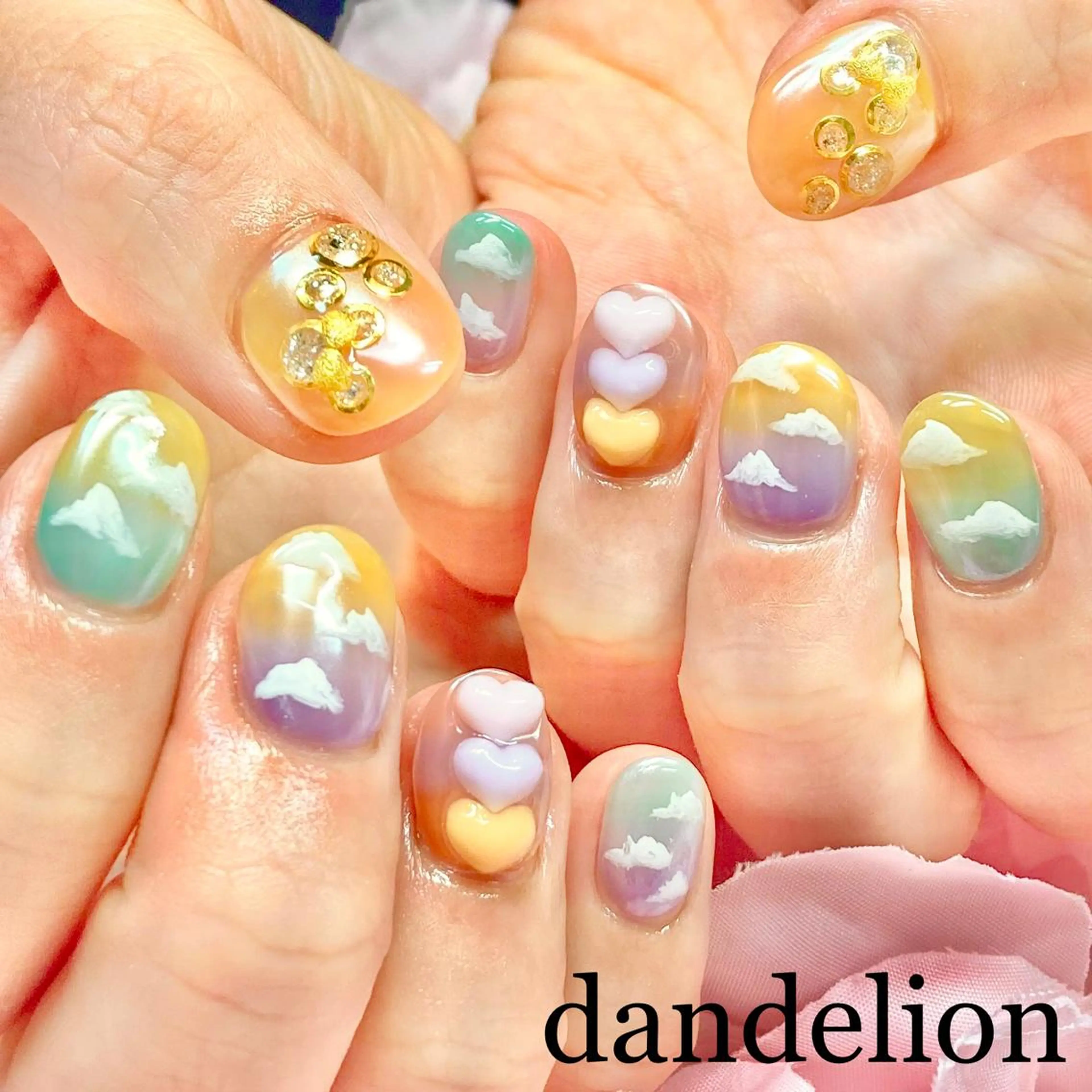 ネイル ハンドネイル ハンドケア dandelion ダンデライオンのネイルデザイン