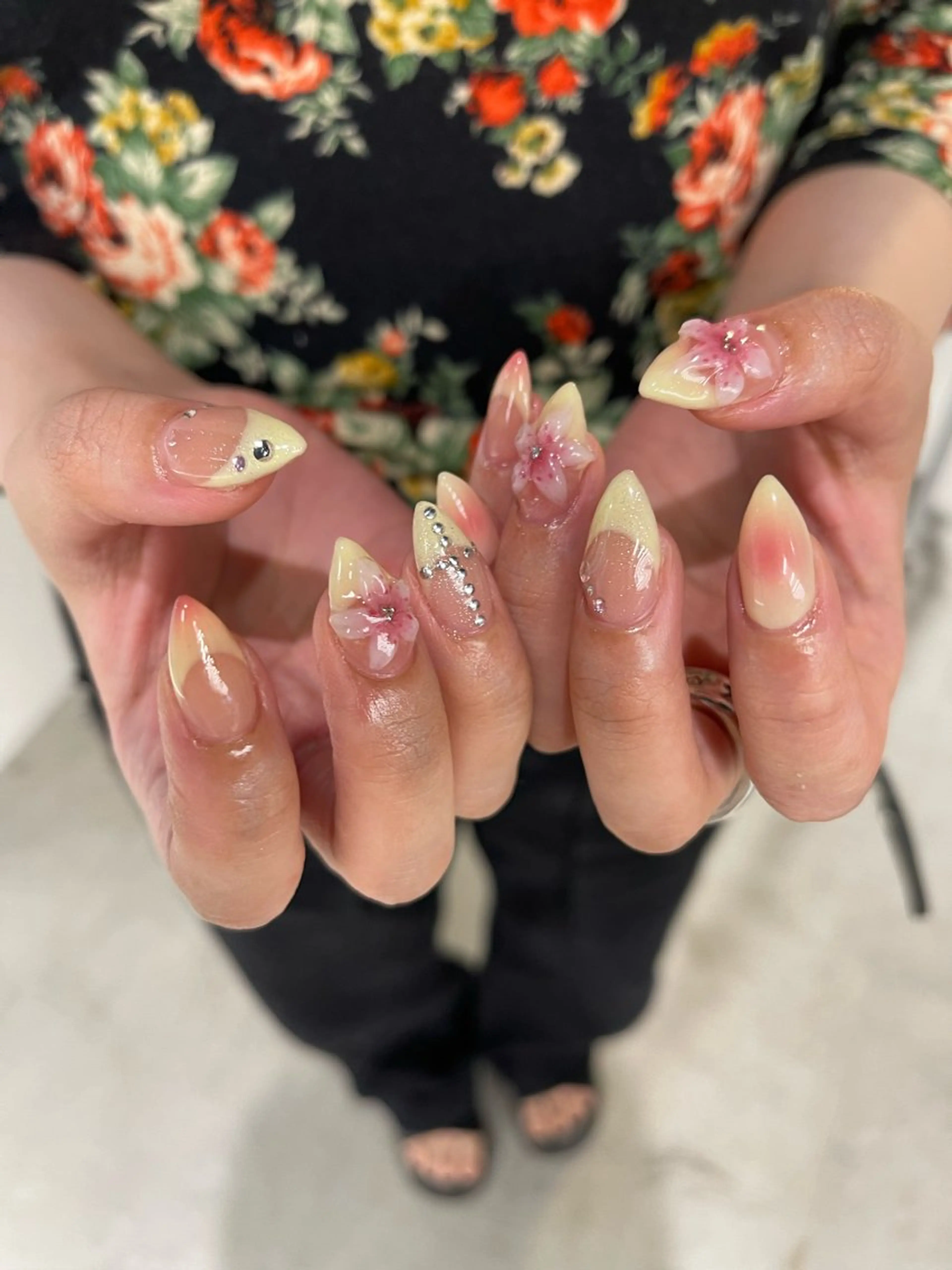ネイル ハンドネイル ユナ🌙 nailのネイルデザイン