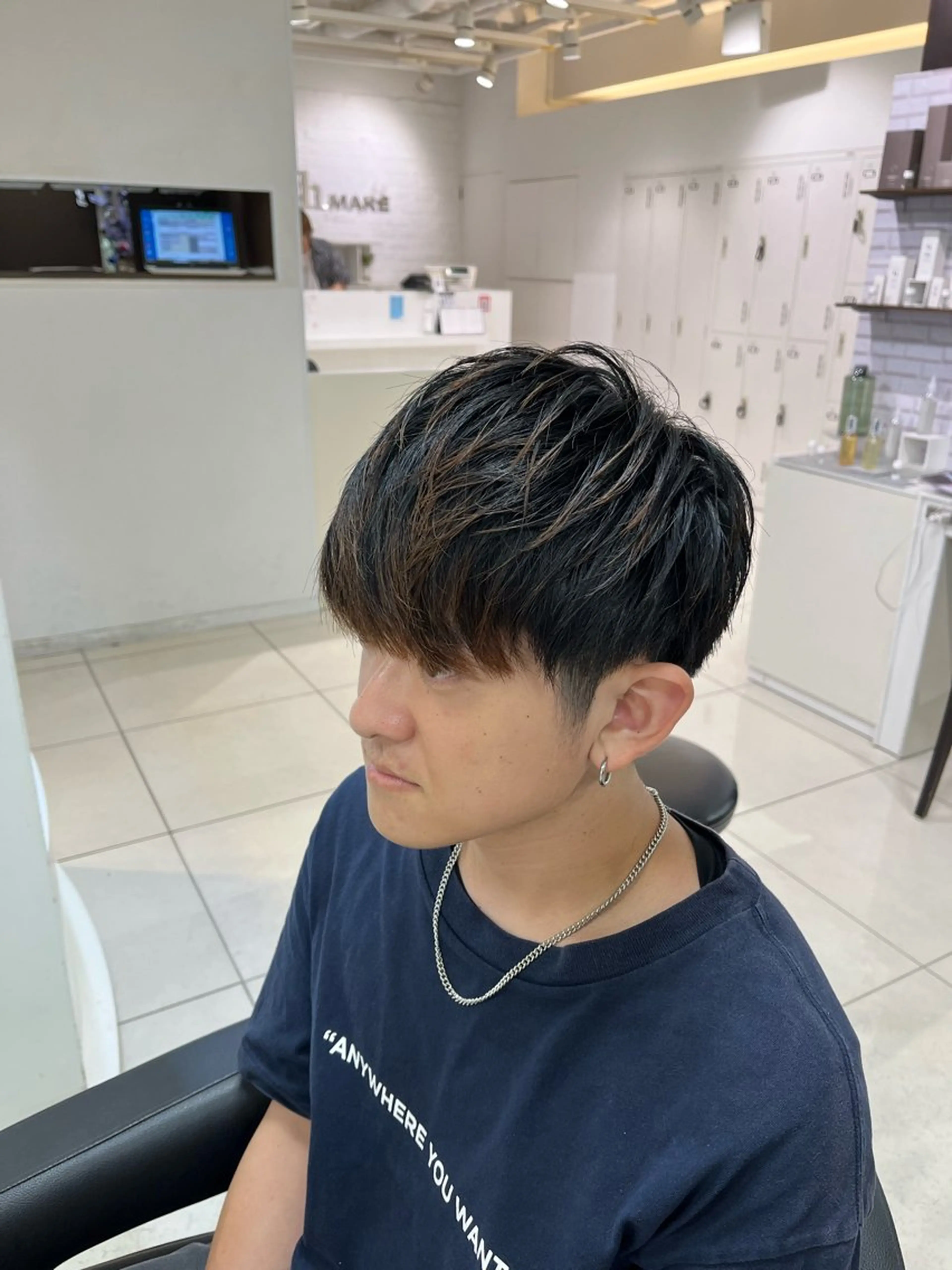 ショート カラー パーマ メンズ 【シャドウパーマ センターパート】義心のヘアスタイル