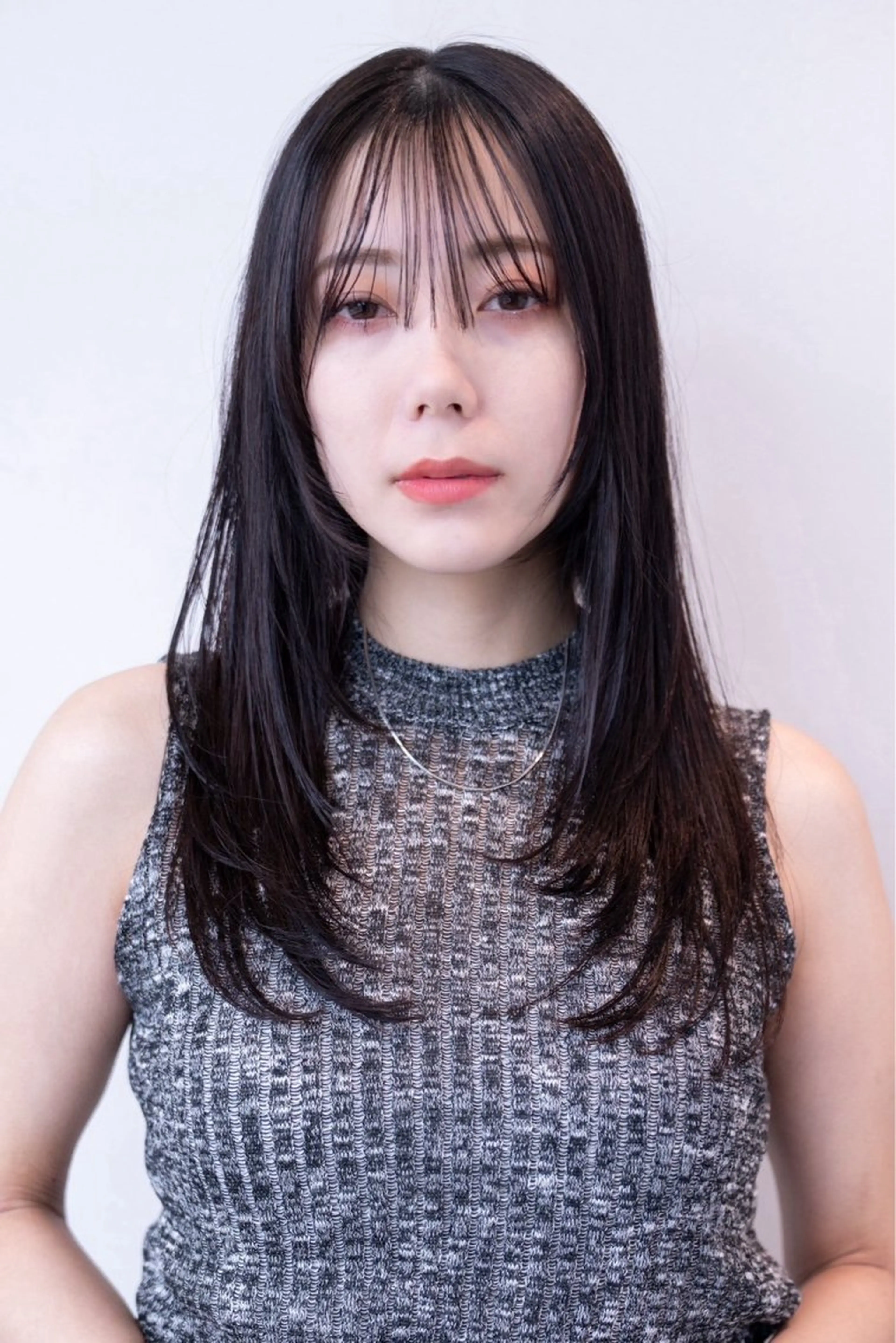 ロング レイヤーカット 渋谷/切りっぱなし レイヤー/ブリーチのヘアスタイル