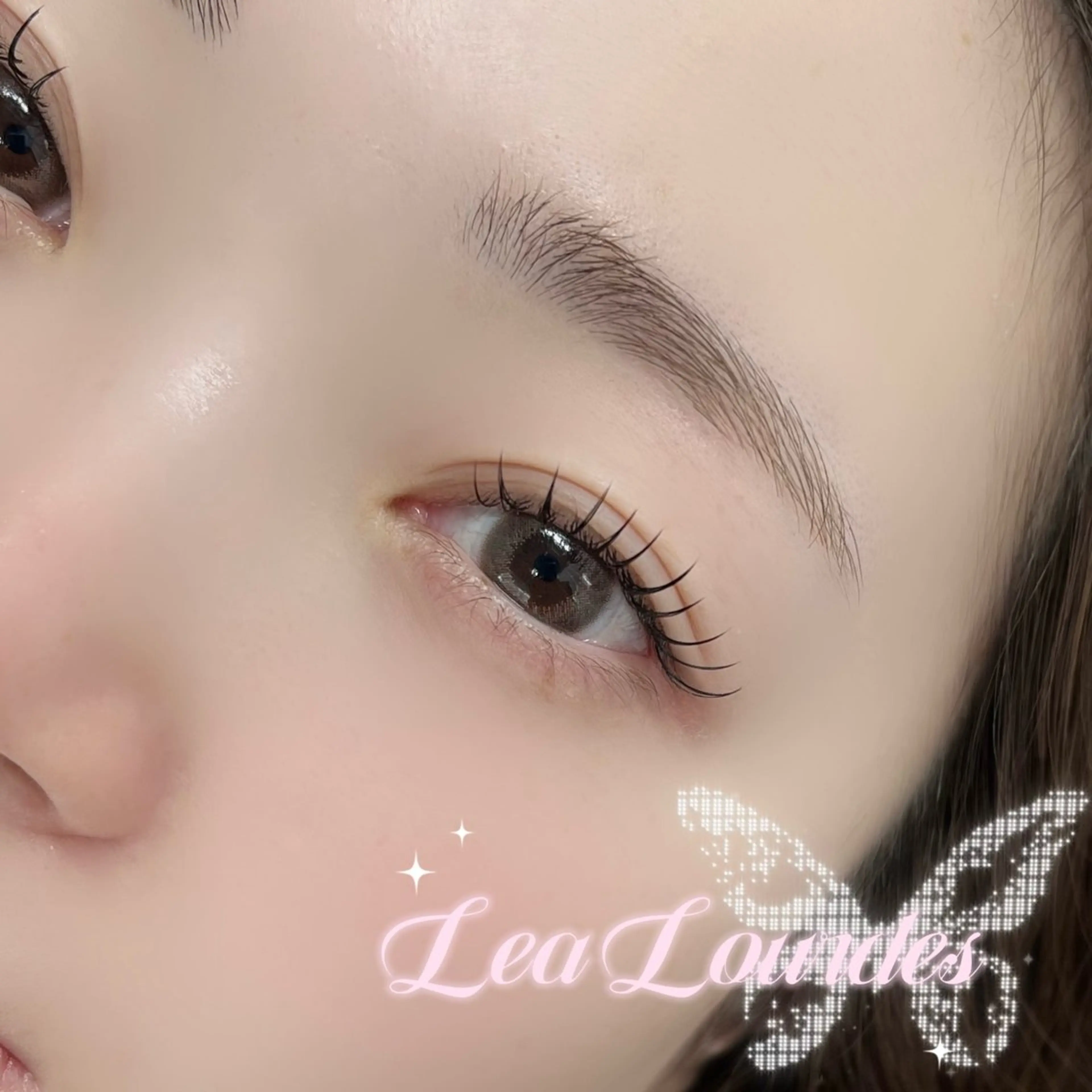 【初回オフ無料】フラットラッシュ100本までつけ放題𓂃🫧🤍‪(付け足しも可能)コーティングお仕上げ💞の写真