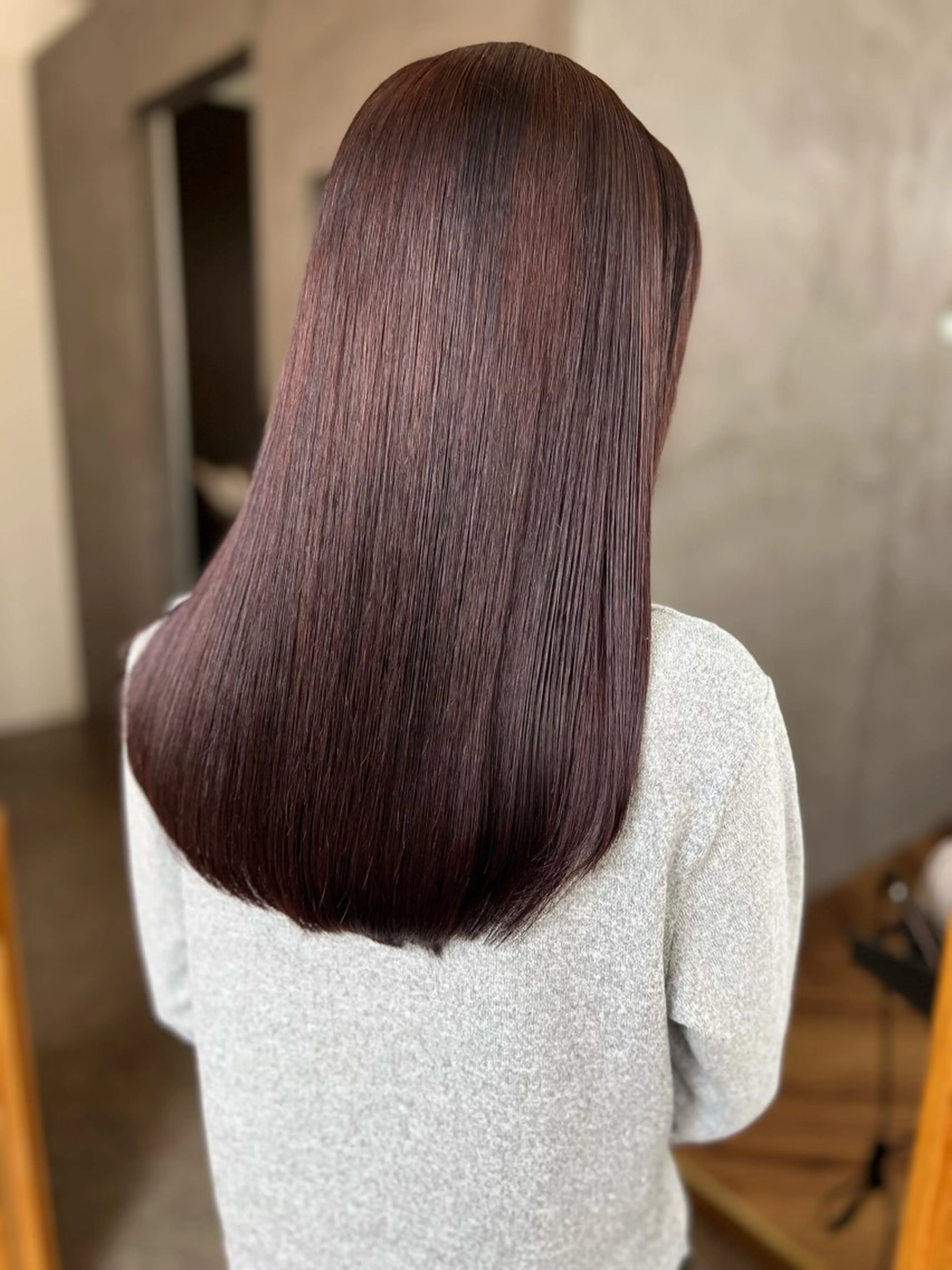 ロング カラー 髪質改善 ヘアカラー 縮毛矯正 トリートメント Hairsalon e.na所属・髪質改善/縮毛矯正/ 艶髪/こたろうのヘアスタイル