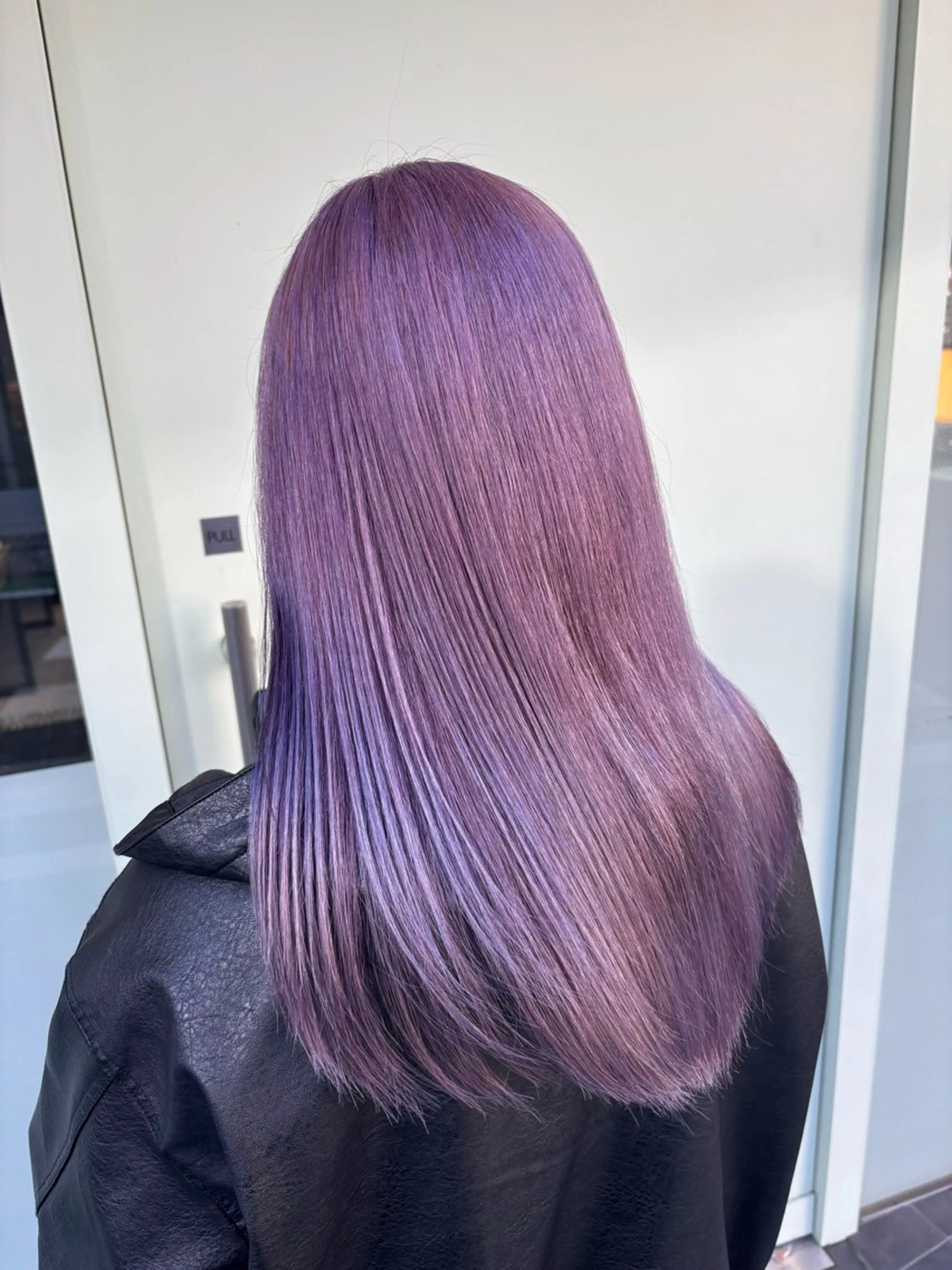 セミロング ヘアカラー UNSOME二子玉川店所属・ぬくい せいな💫のヘアスタイル