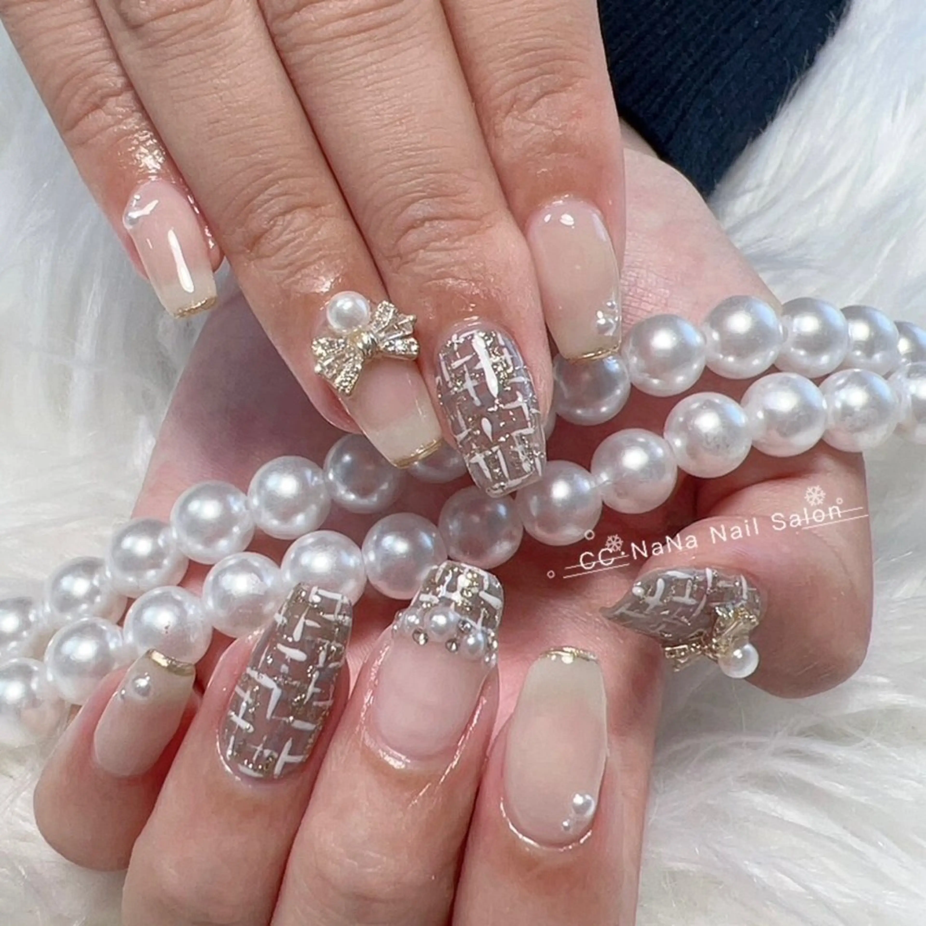 ネイル ハンドネイル CC  NaNa ワンホンネイル🌙Nのネイルデザイン