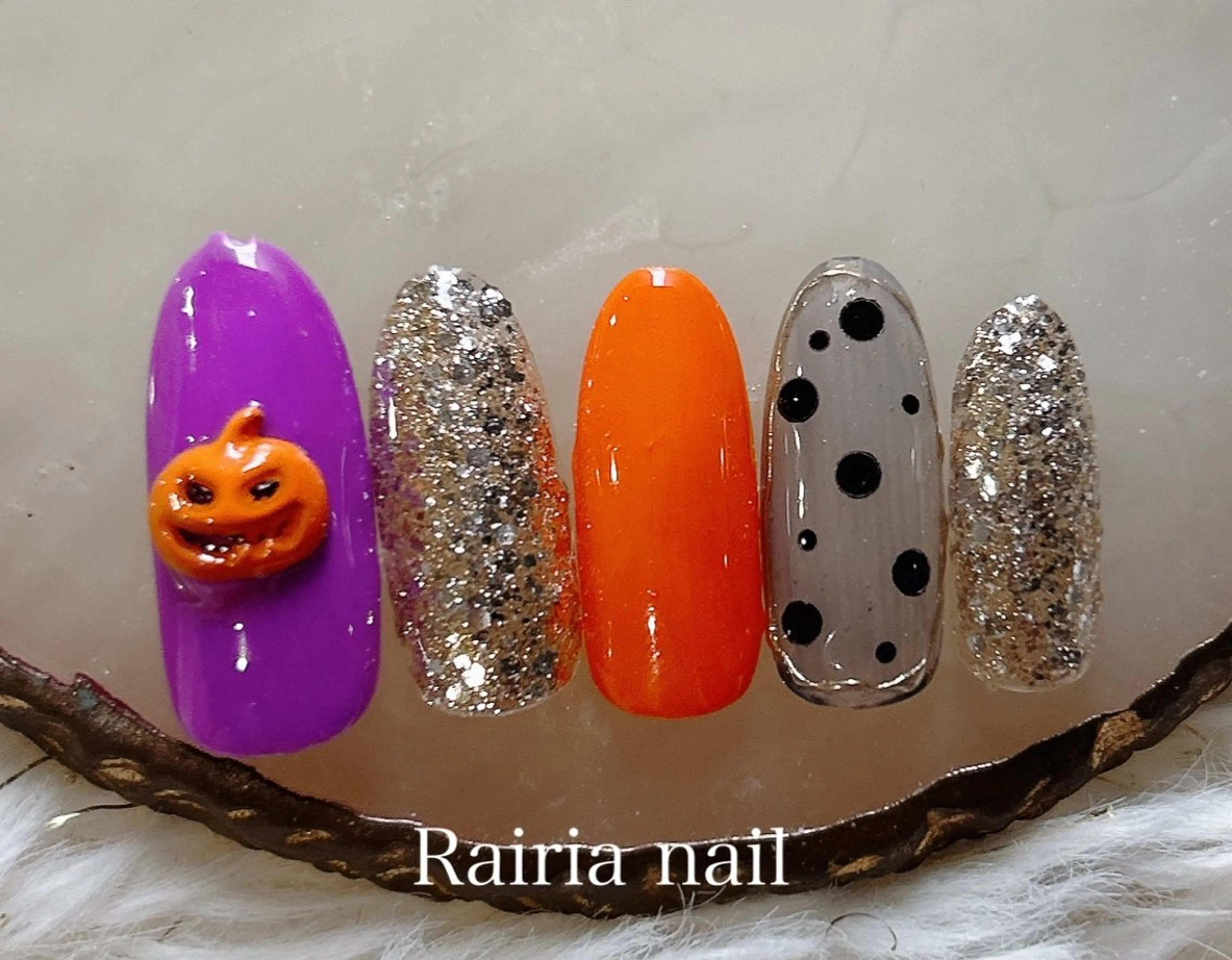 ネイル アートネイル ジェルネイル ハロウィン 持ち込み ニュアンスネイル Rairia nail本八幡店のネイルデザイン