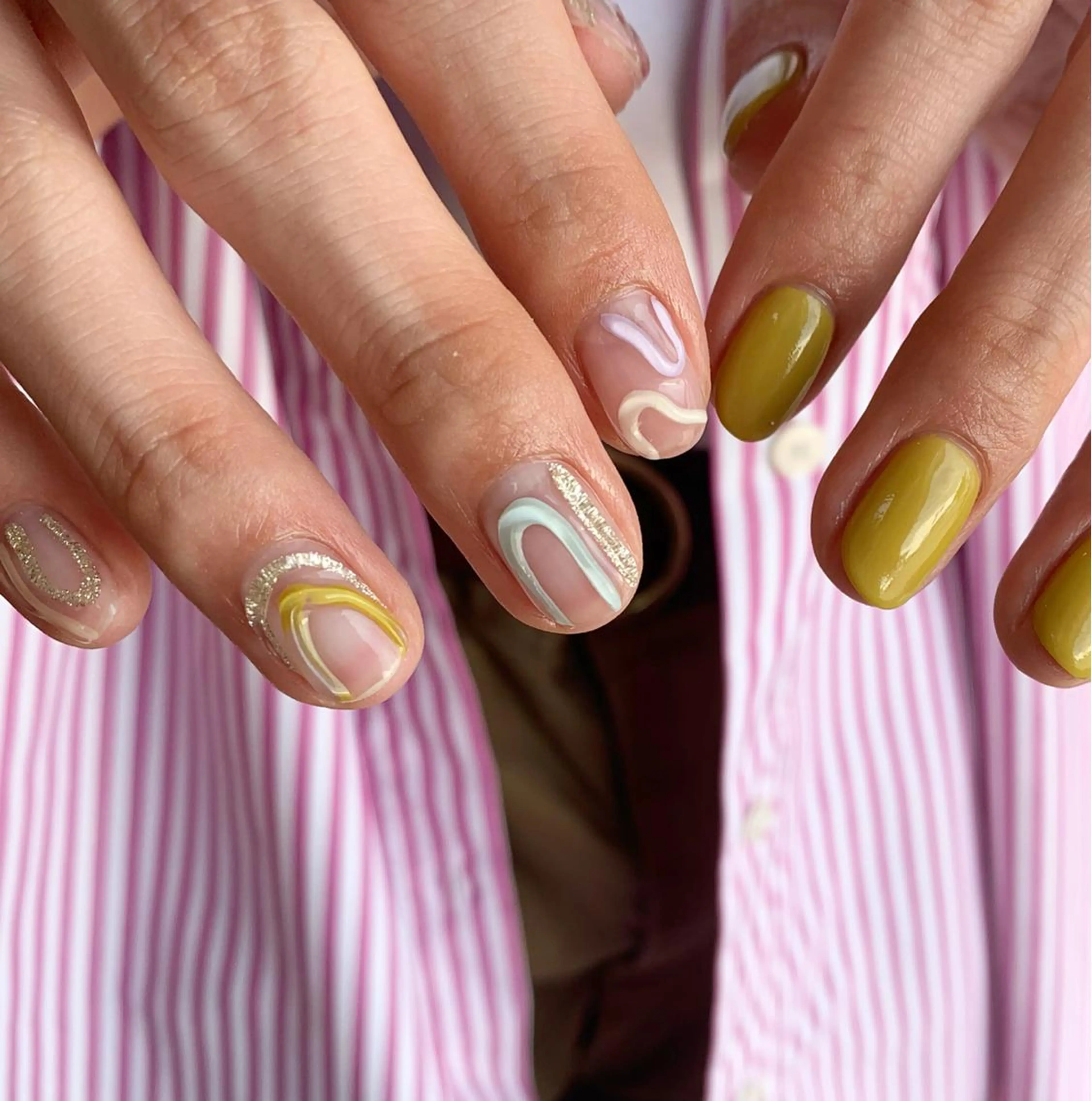 ネイル ハンドネイル 佐藤 穂乃香のネイルデザイン