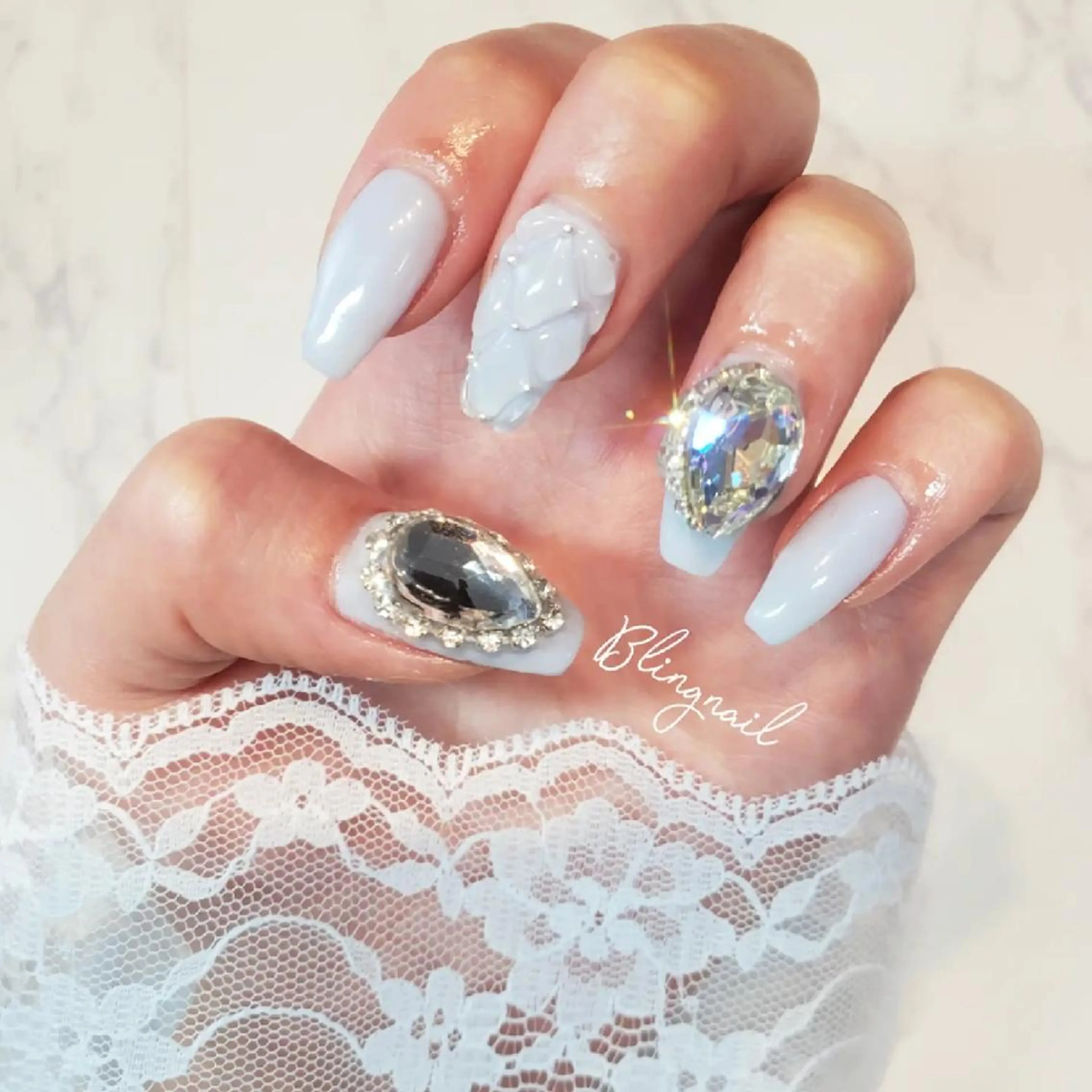 ネイル 23時まで❤︎韓国、 ワンホンネイルのネイルデザイン