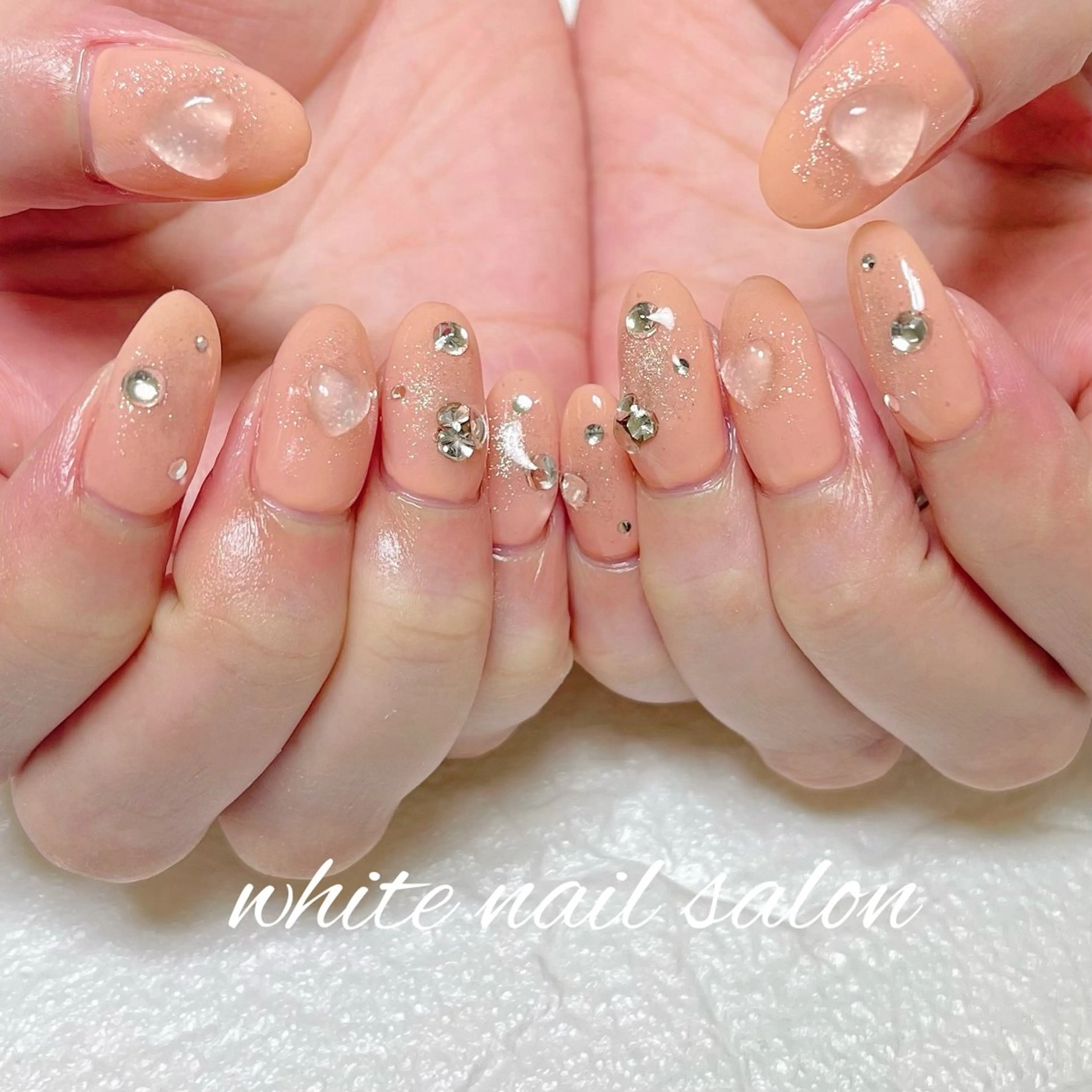 ネイル ハンドネイル white nail salonのネイルデザイン