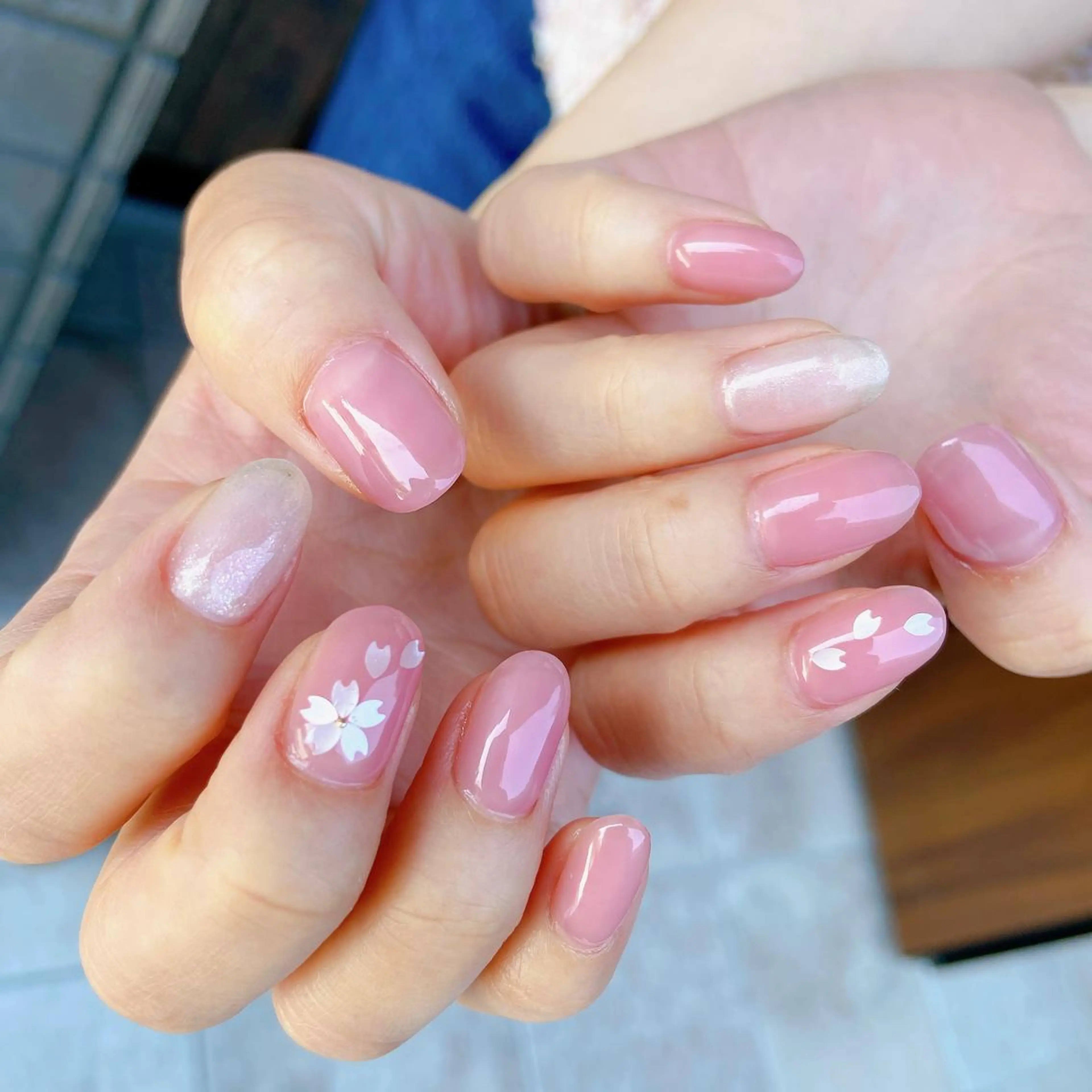 ネイル 桜ネイル ホログラムネイル ピンク nailsalon REJOICEのネイルデザイン