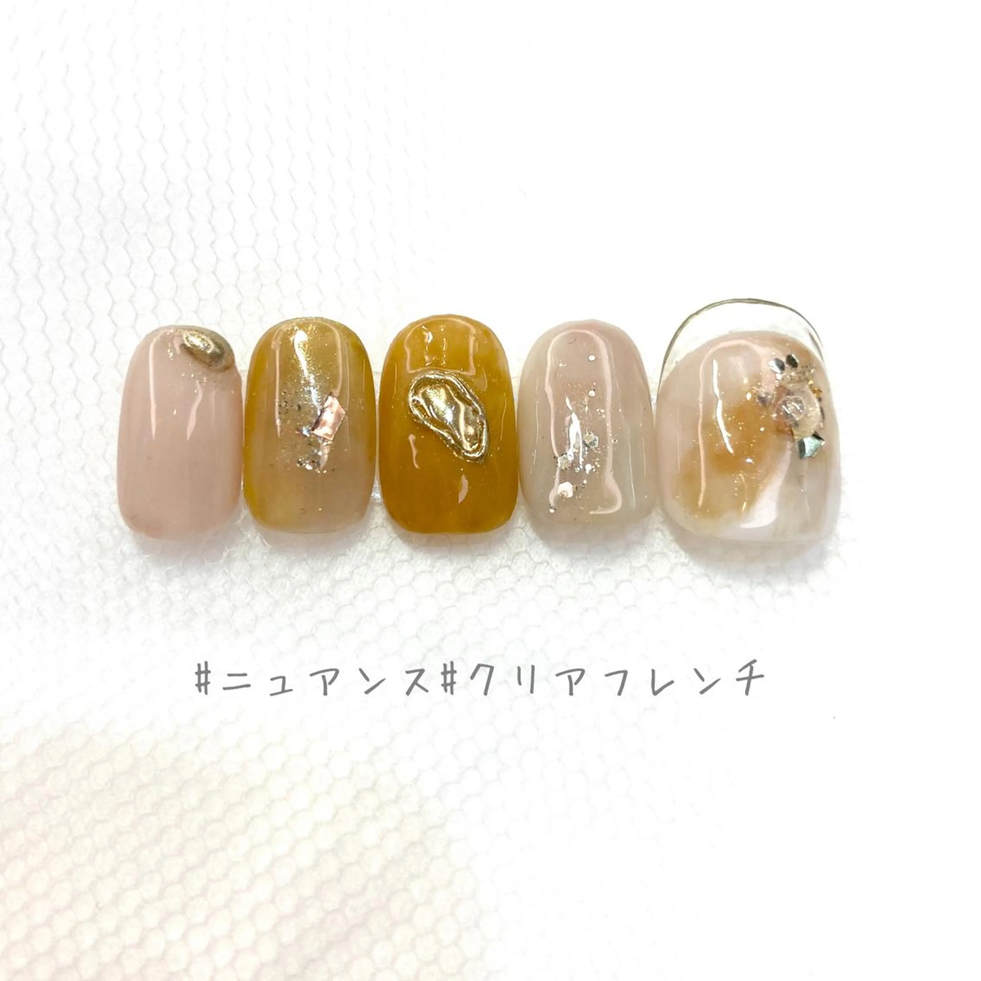 ネイル ゴールド ニュアンスネイル nailbios所属・nailbios .tomo.のネイルデザイン