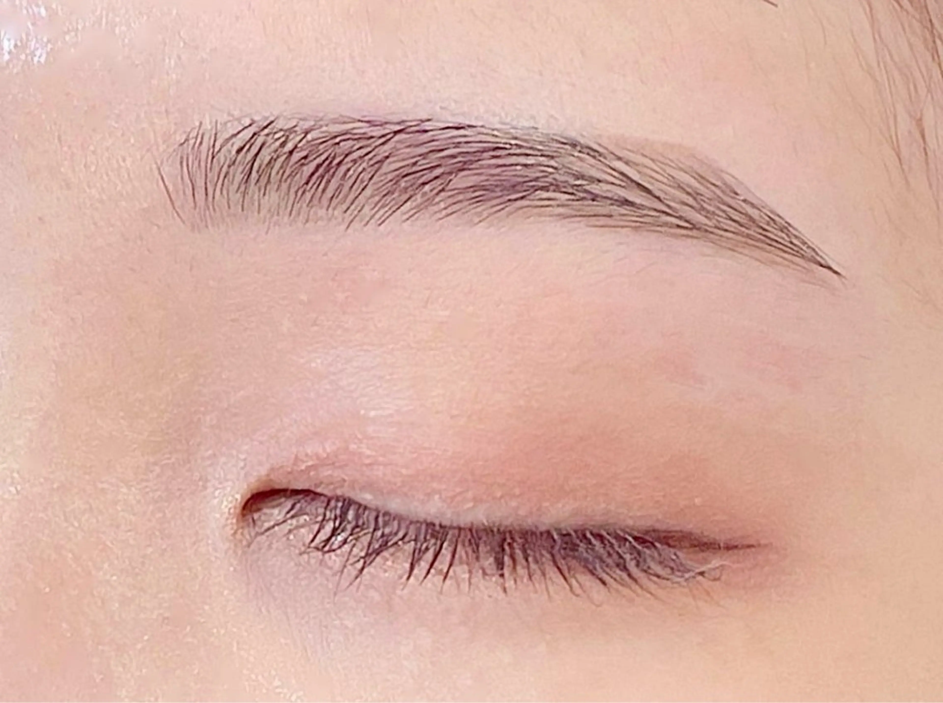 アイブロウ 眉毛ワックス脱毛 🩰Misaki🦢 🪞のマツエク・マツパデザイン