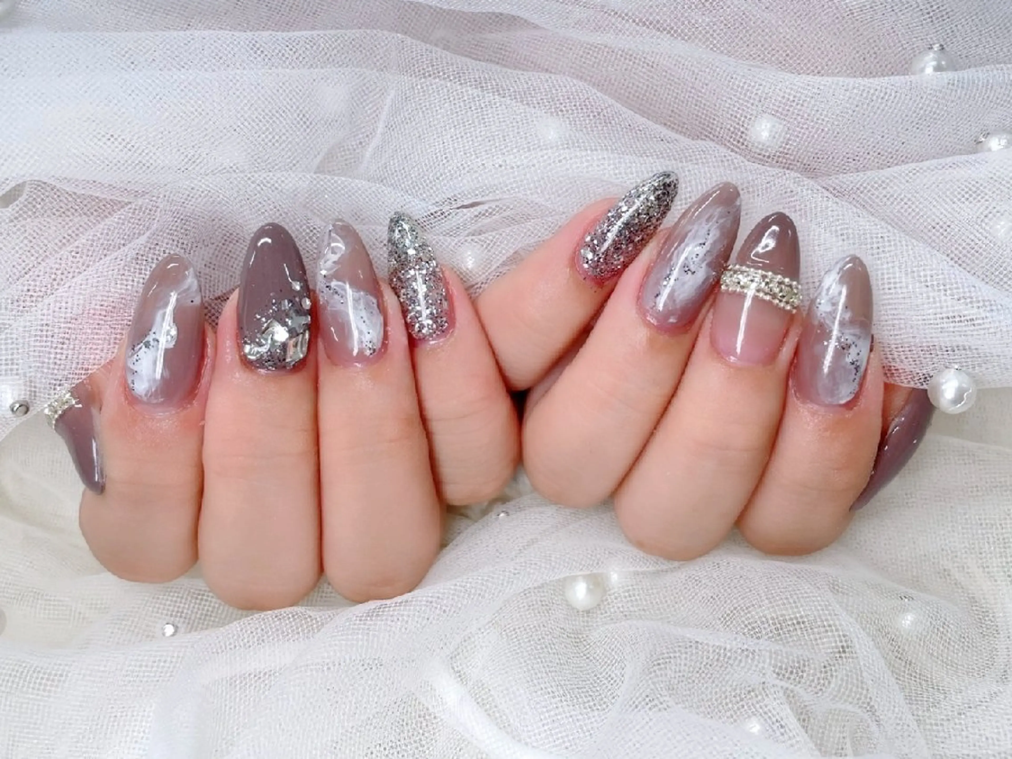 ネイル フラッシュネイル フレンチネイル キラキラネイル ラメ(グリッター) マグネットネイル Chouette Nailのネイルデザイン