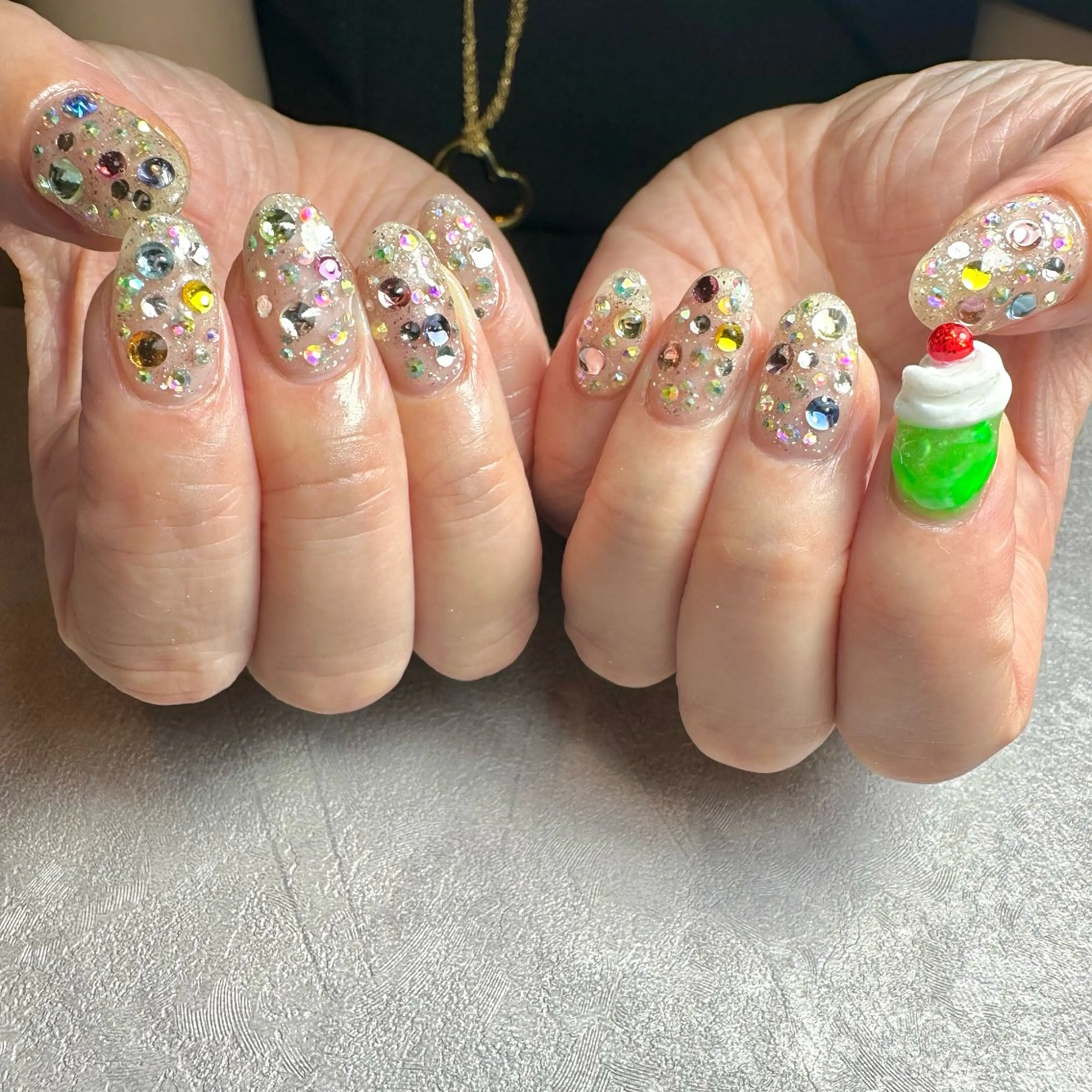 ネイル アートネイル ハンドネイル フットネイル GéRanium Harukaのネイルデザイン