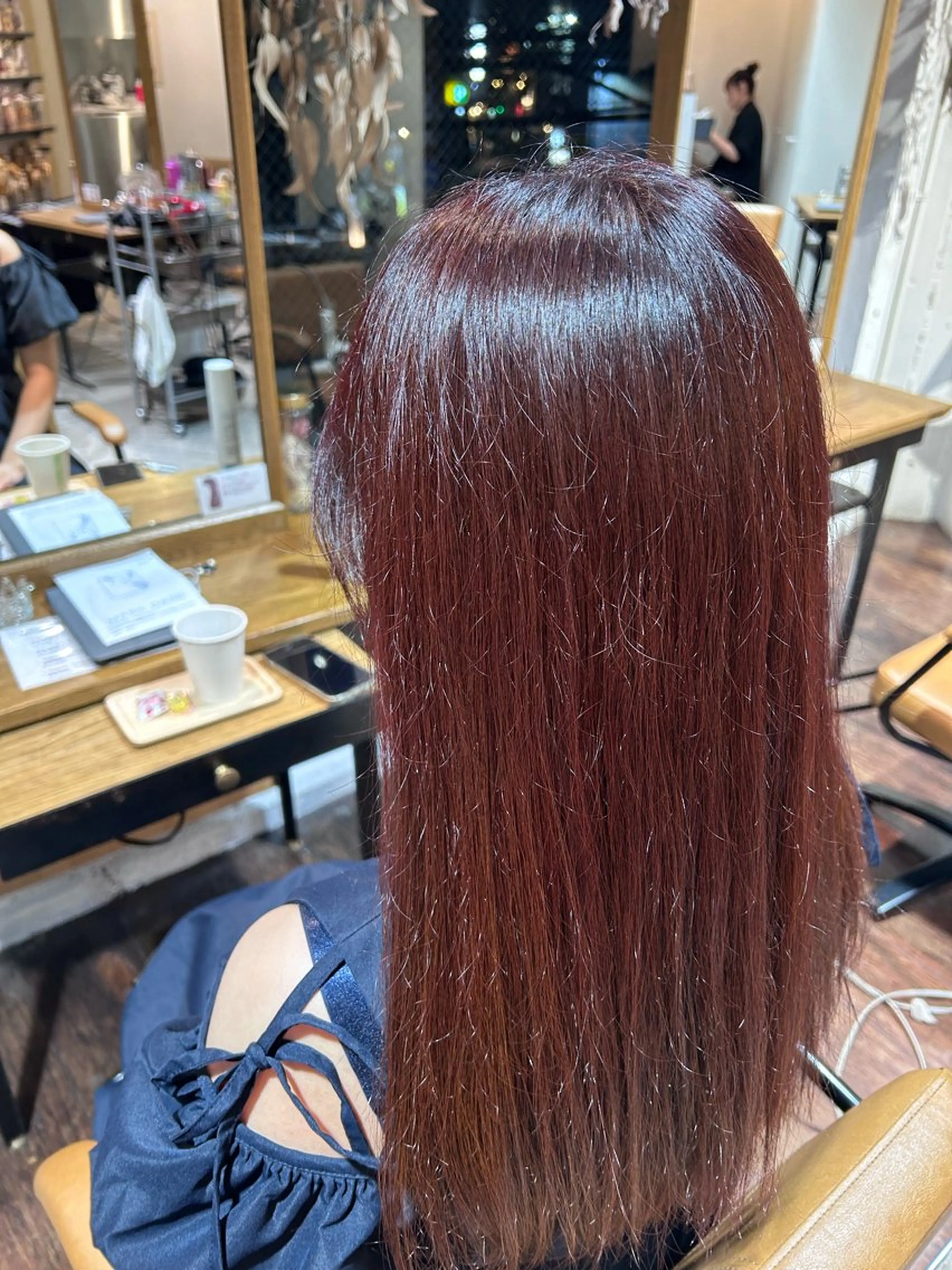 ロング カラー カット ヘアカラー トリートメント 蓮池 愛海のヘアスタイル