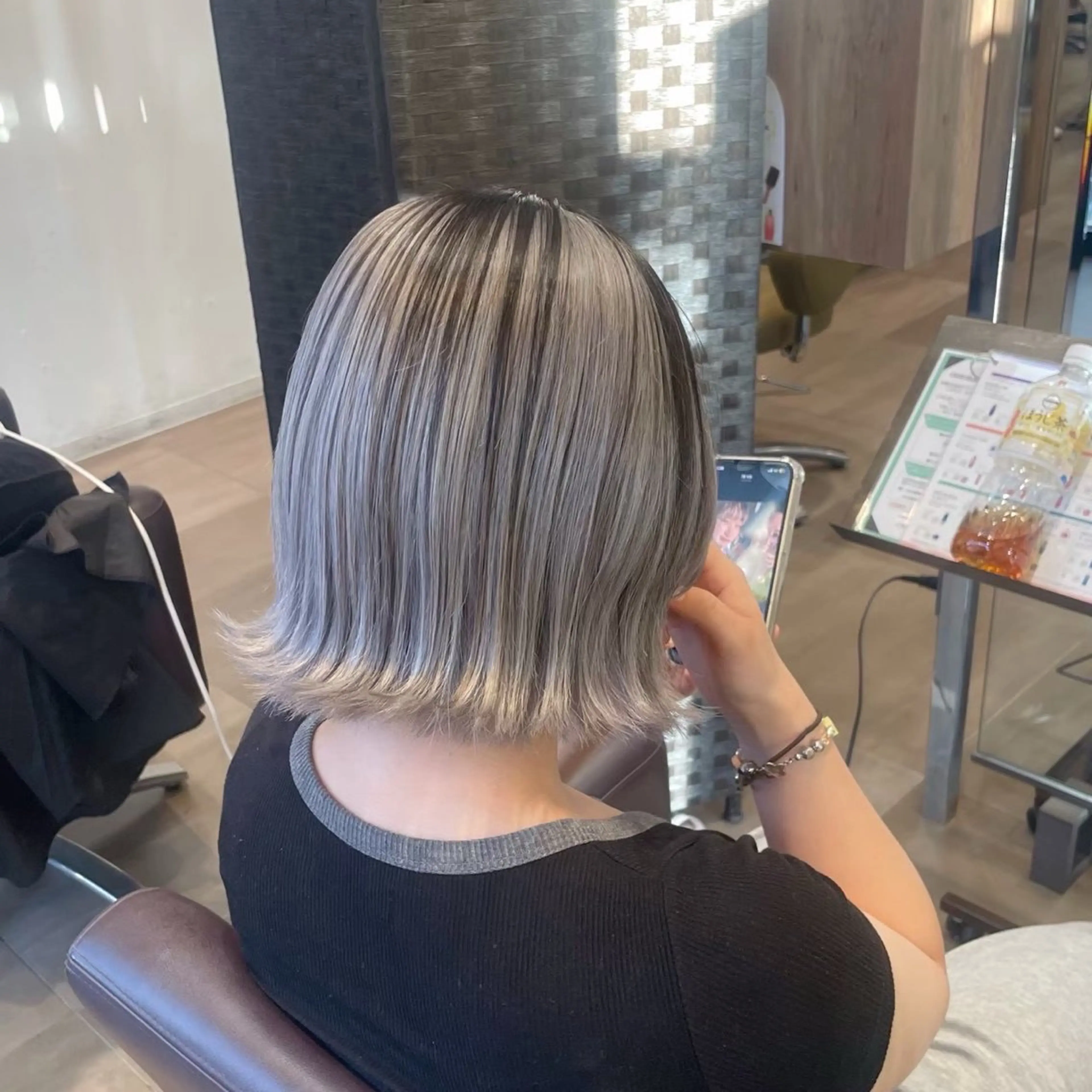 ロング わだ まゆのヘアスタイル