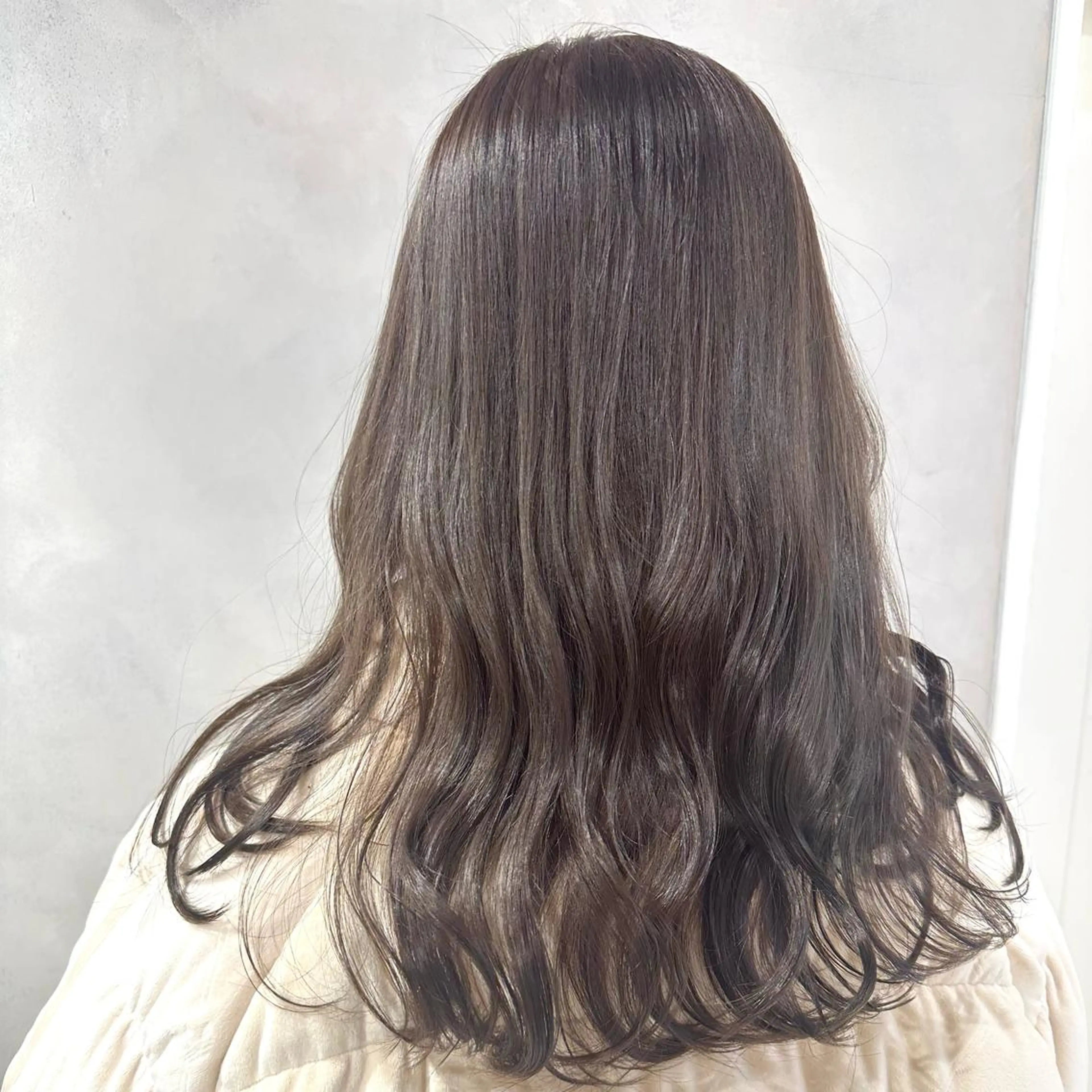 セミロング カラー カット ヘアカラー トリートメント デザインカラー/パー マ🦖外岡咲希🦖のヘアスタイル