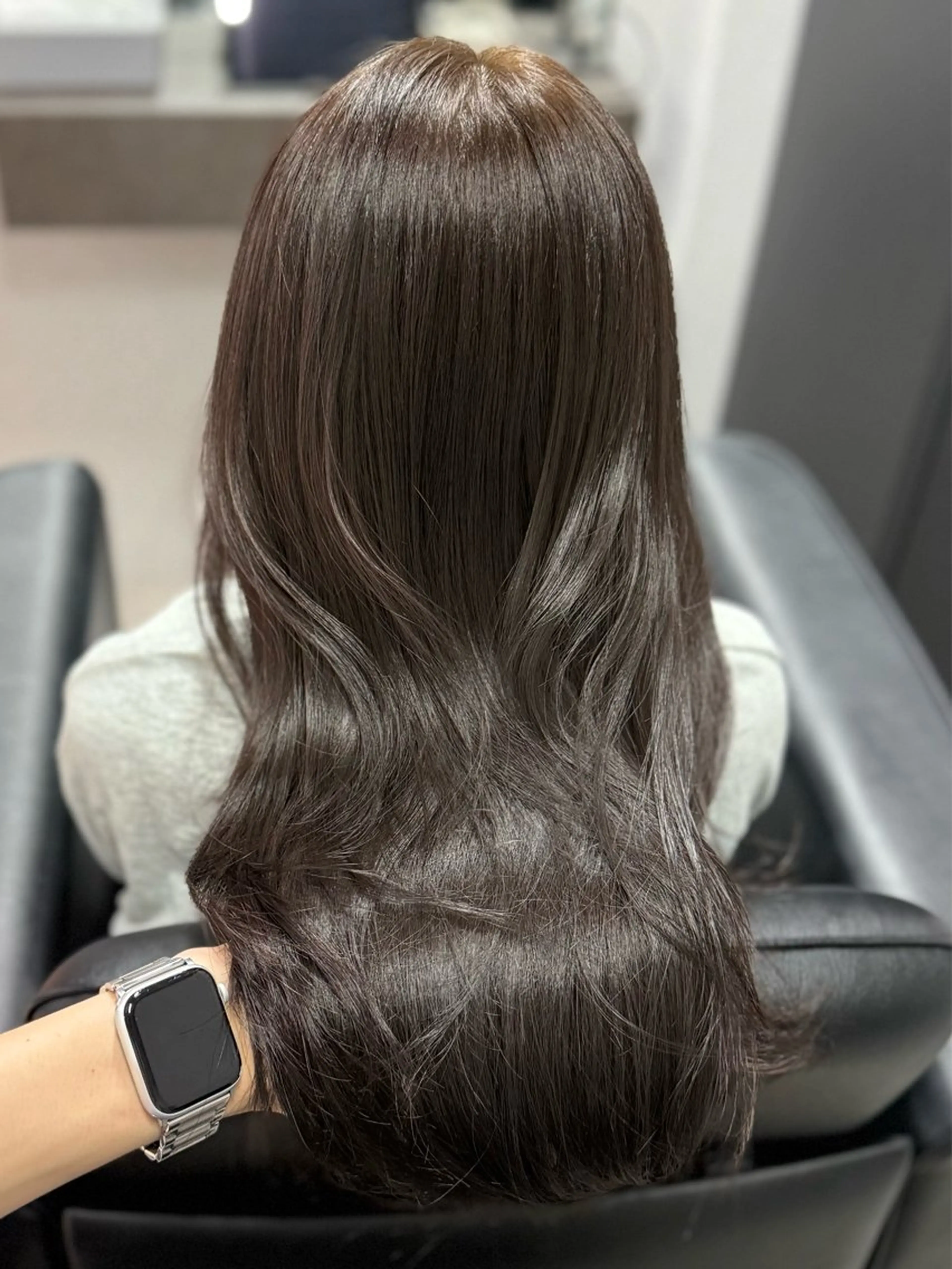 ロング カラー 黒髪 透明感カラー グレージュ オリーブカラー 髪質改善 ヘアカラー トリートメント ブリーチなし I 髪質改善Ⅰたつやのヘアスタイル