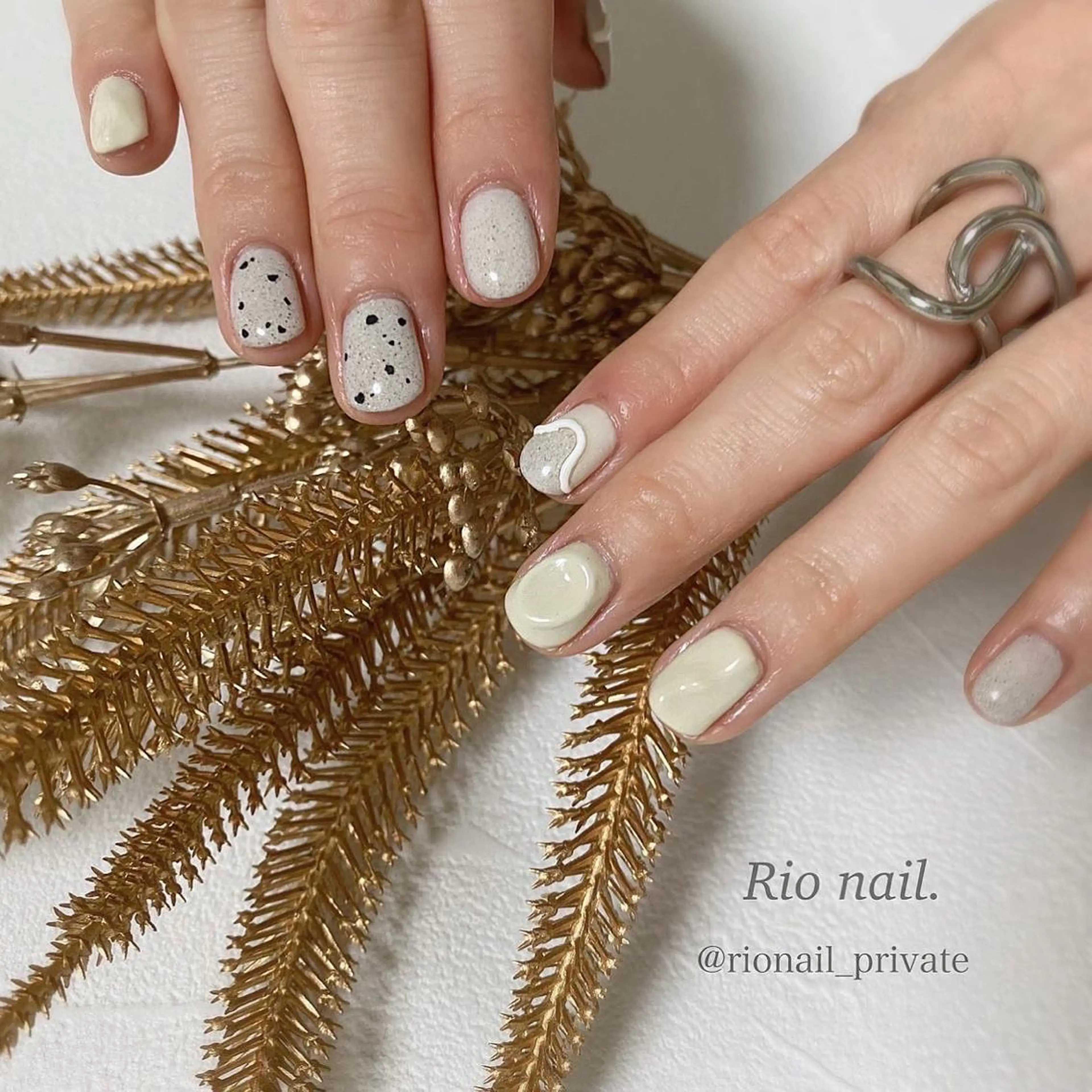 ネイル ハンドネイル nailsalon LiNNeのネイルデザイン