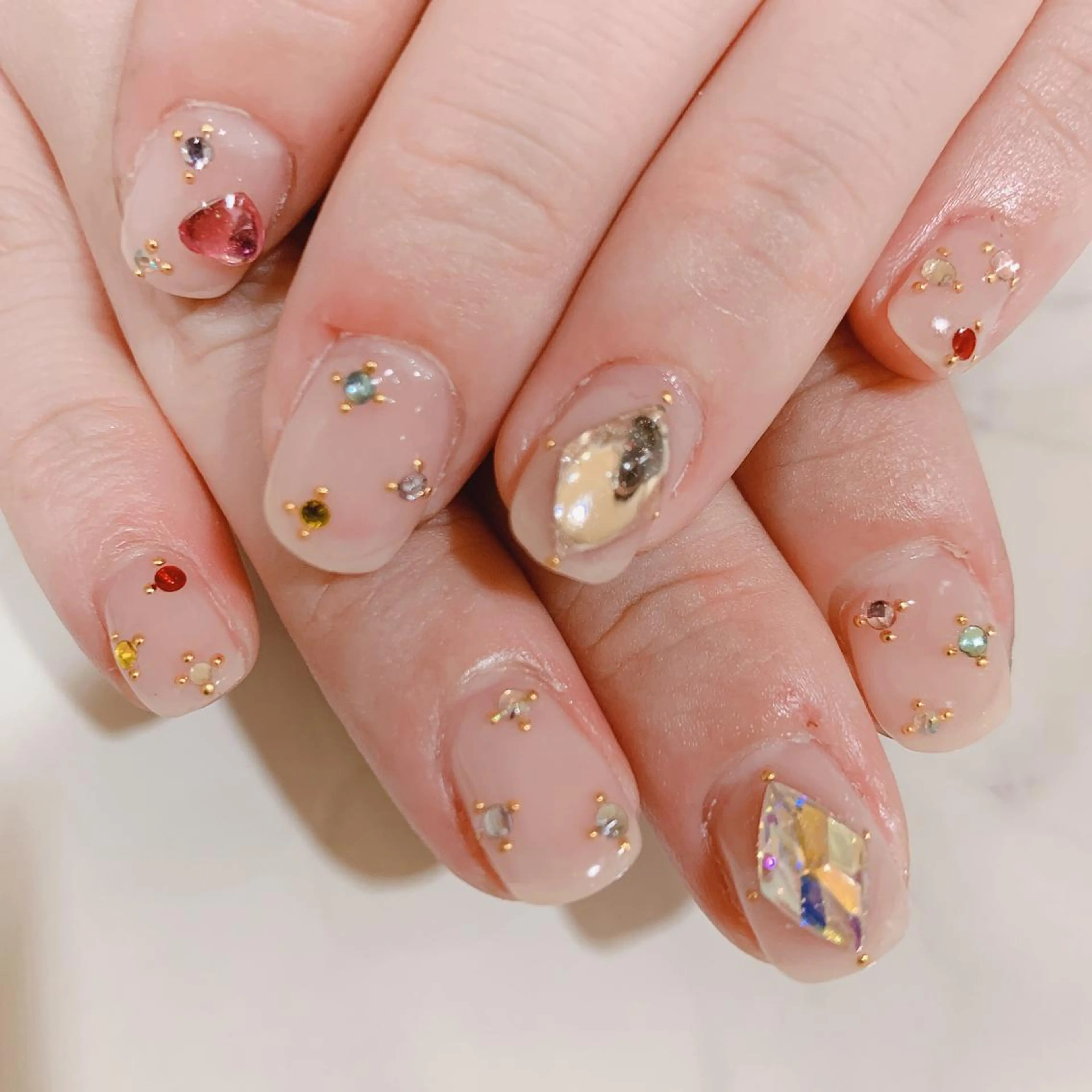 ネイル ジェルネイル ストーンネイル 高橋 実和子のマツエク・マツパデザイン