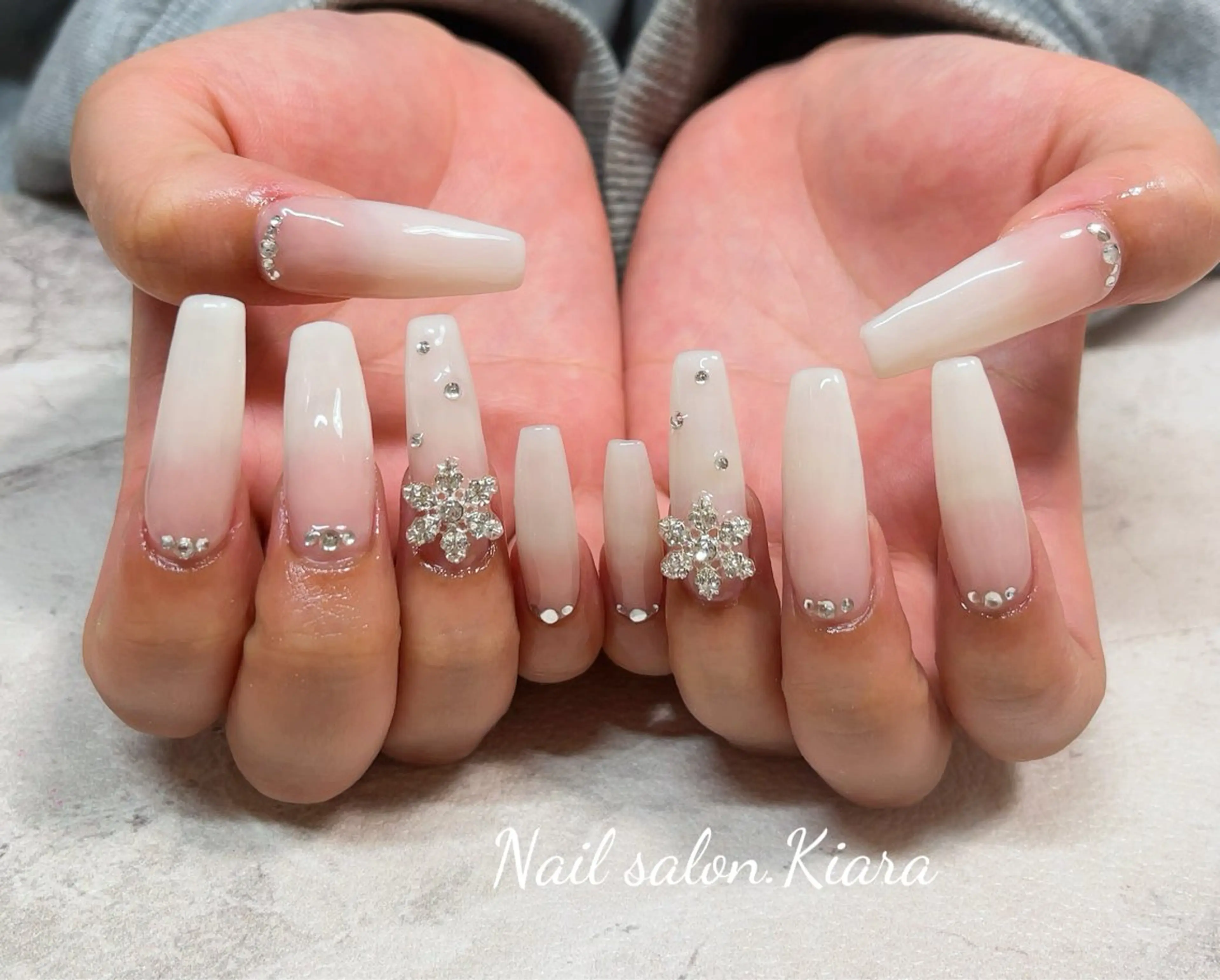 ネイル 🍭Kiara Nail🍭のネイルデザイン