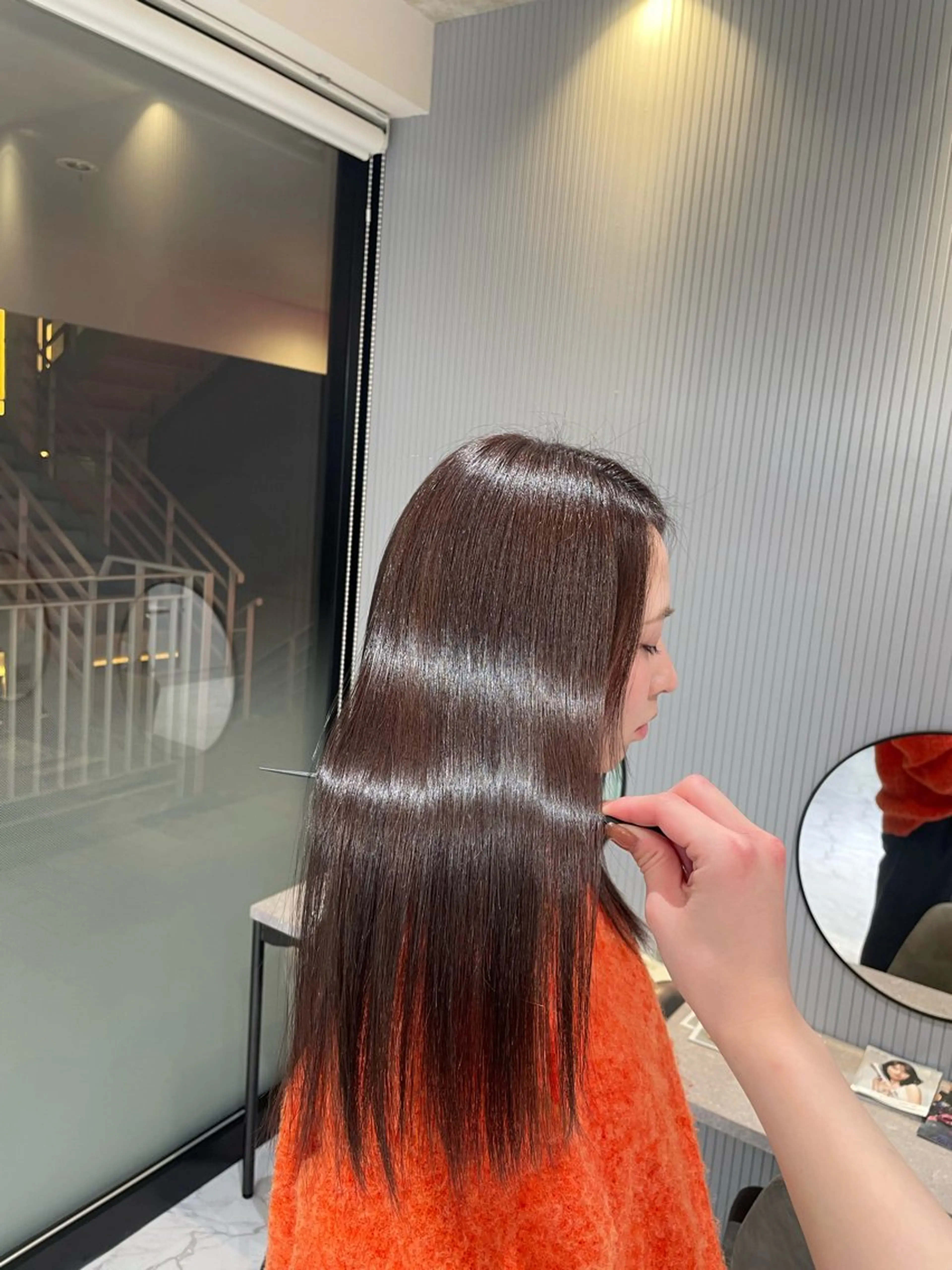 ロング カラー RAF Sakuraのヘアスタイル